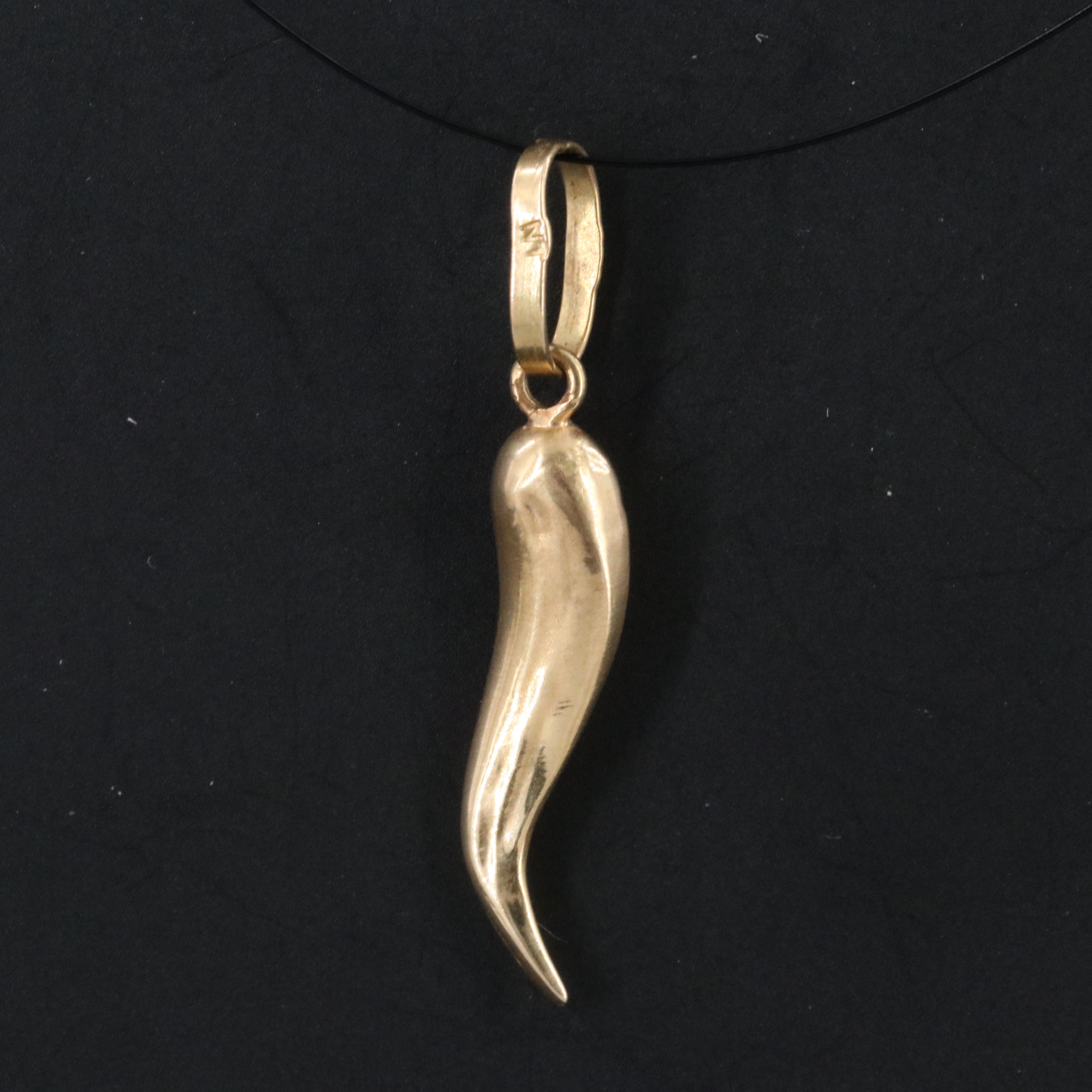 14K Cornicello Charm Pendant