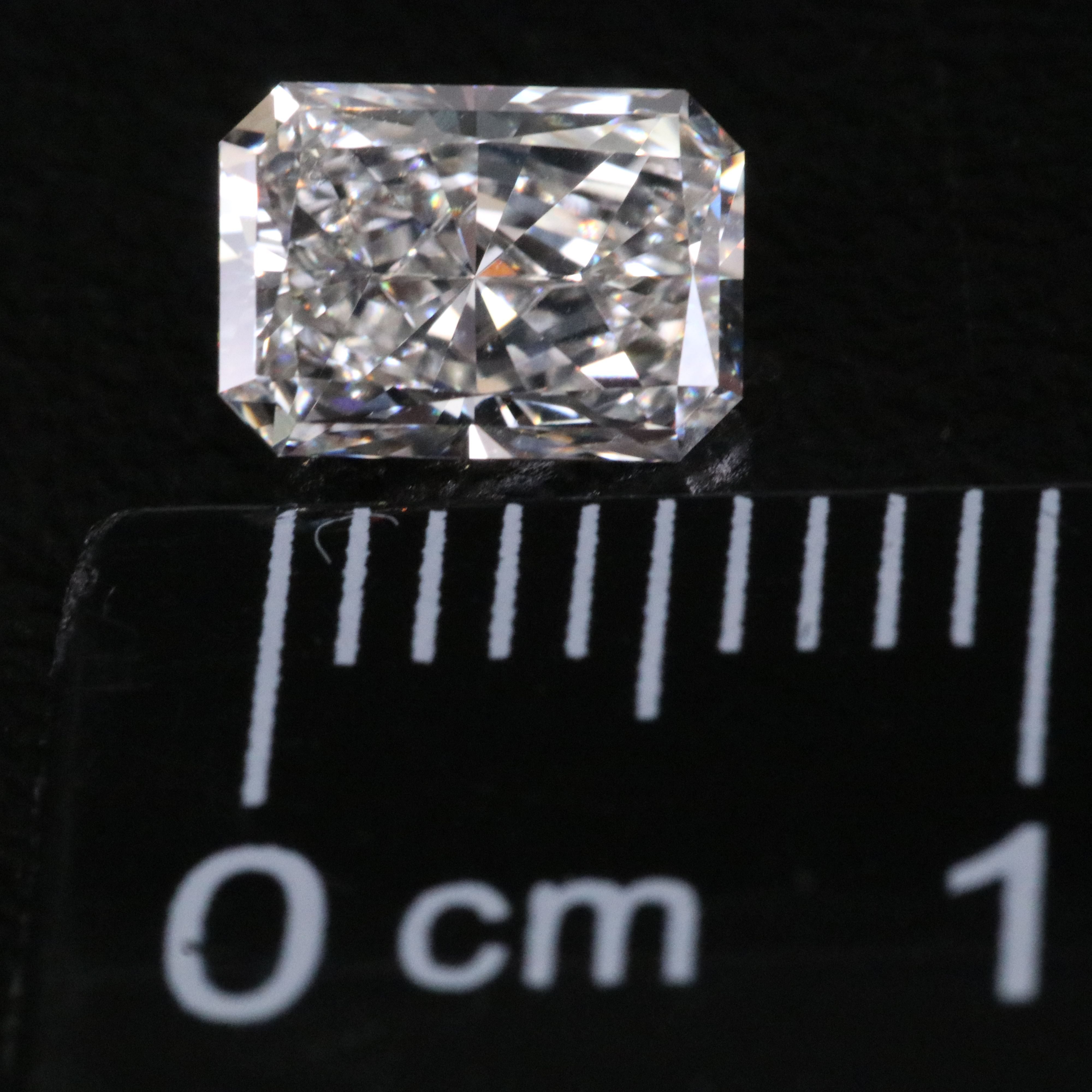 Loose 0.96 CT Lab Grown Diamond with IGI Report