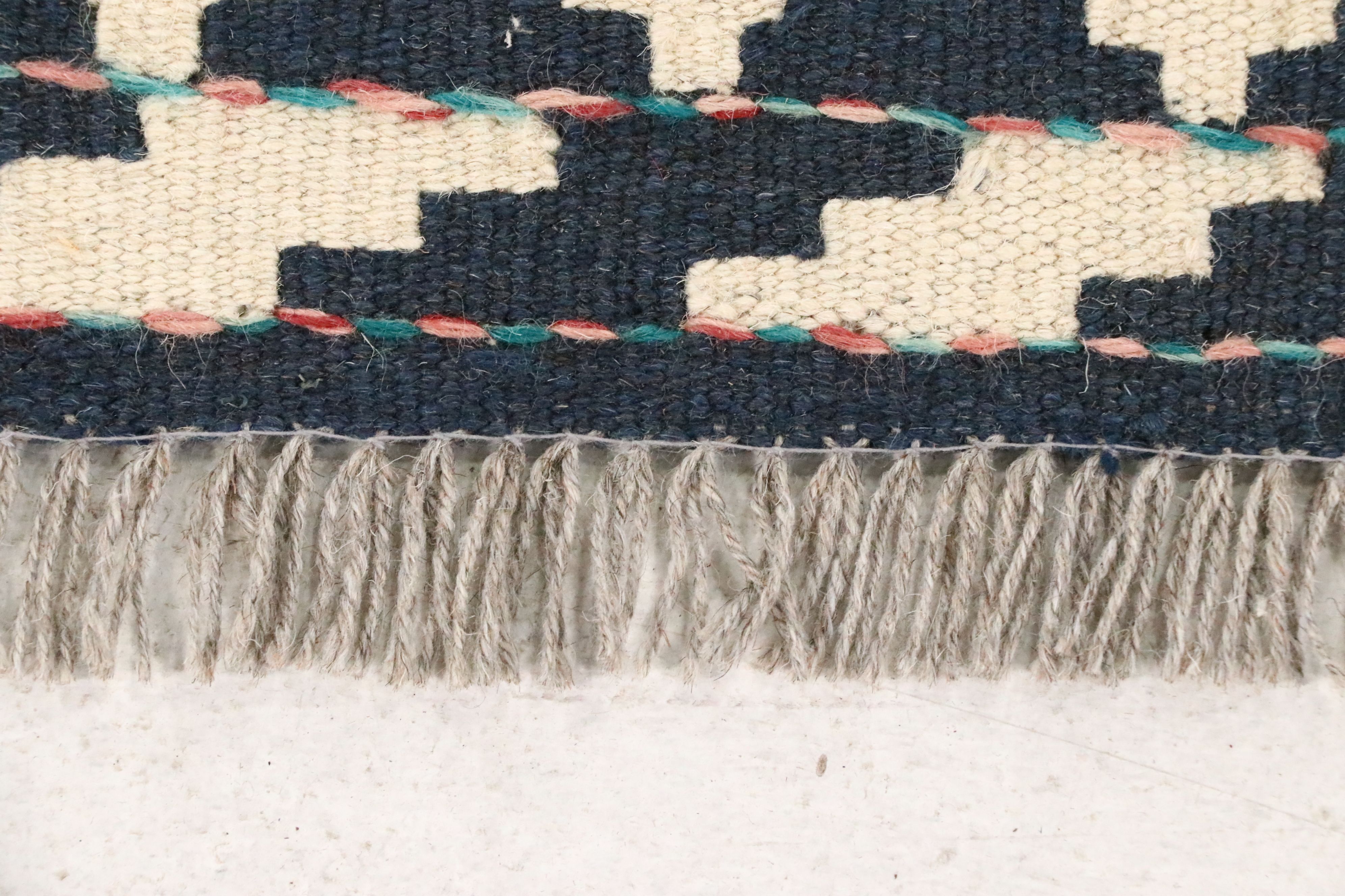 5'7 x 8'5 Handwoven Pakistani Kilim Area Rug