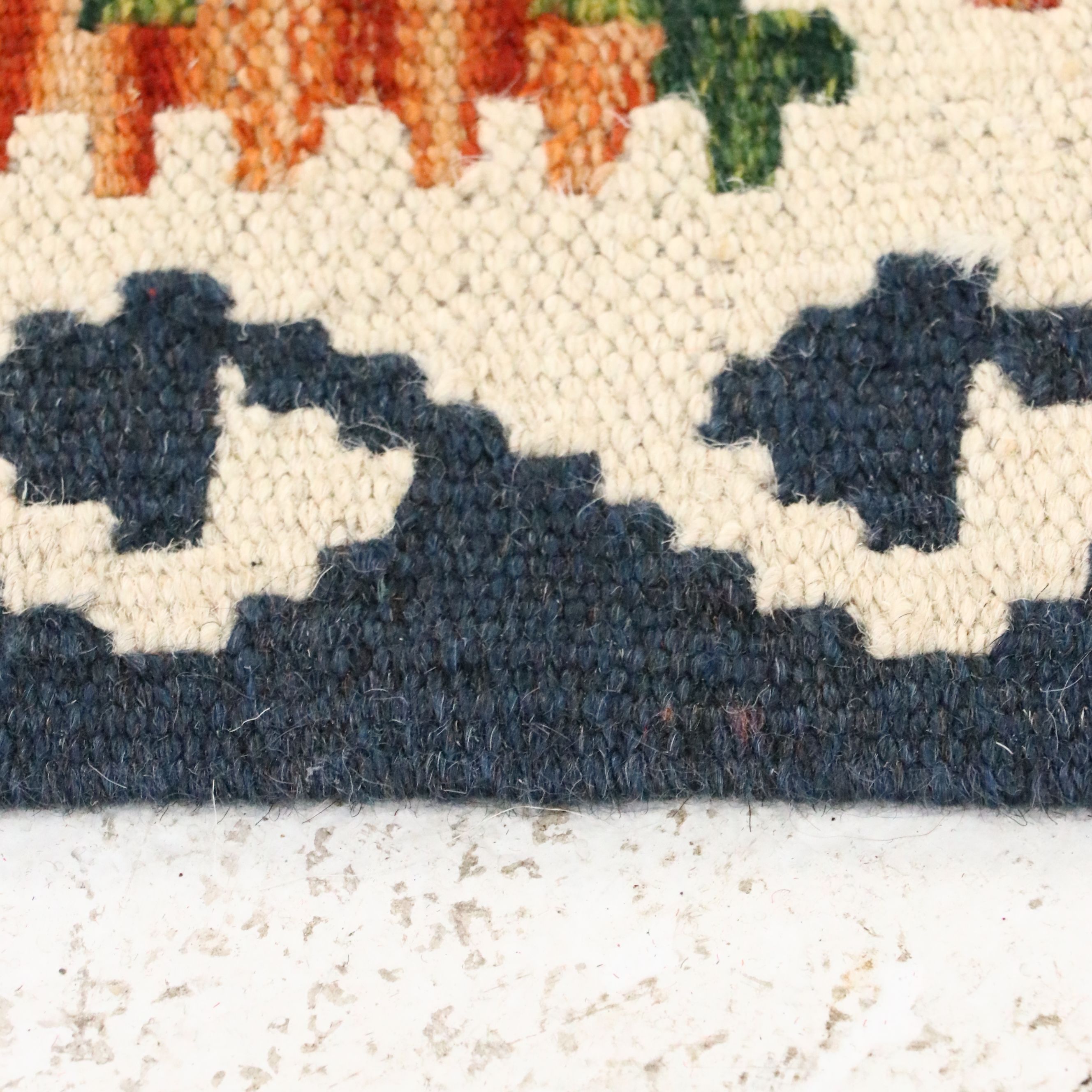 5'7 x 8'5 Handwoven Pakistani Kilim Area Rug