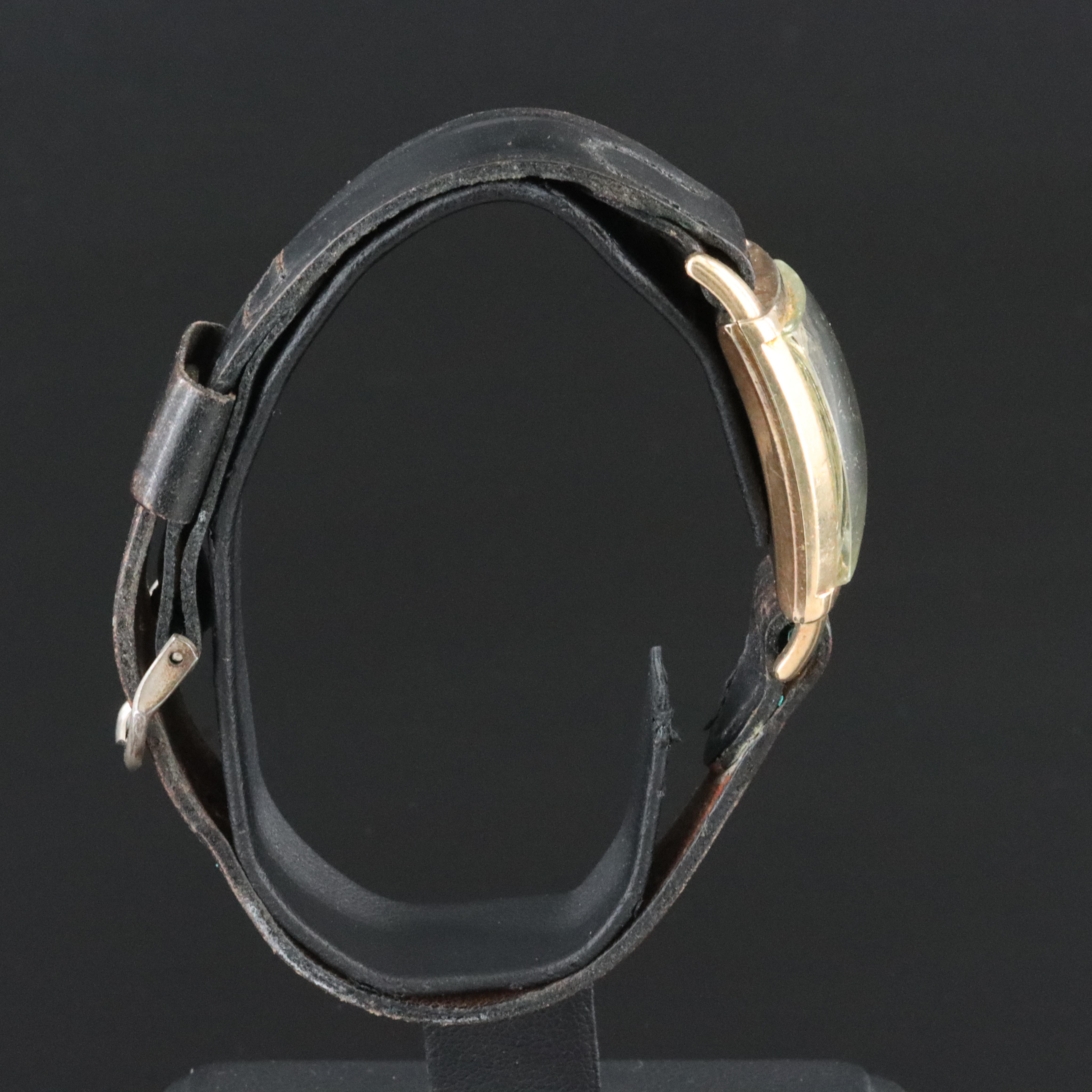 1942 Gruen Curvex Precision Watch