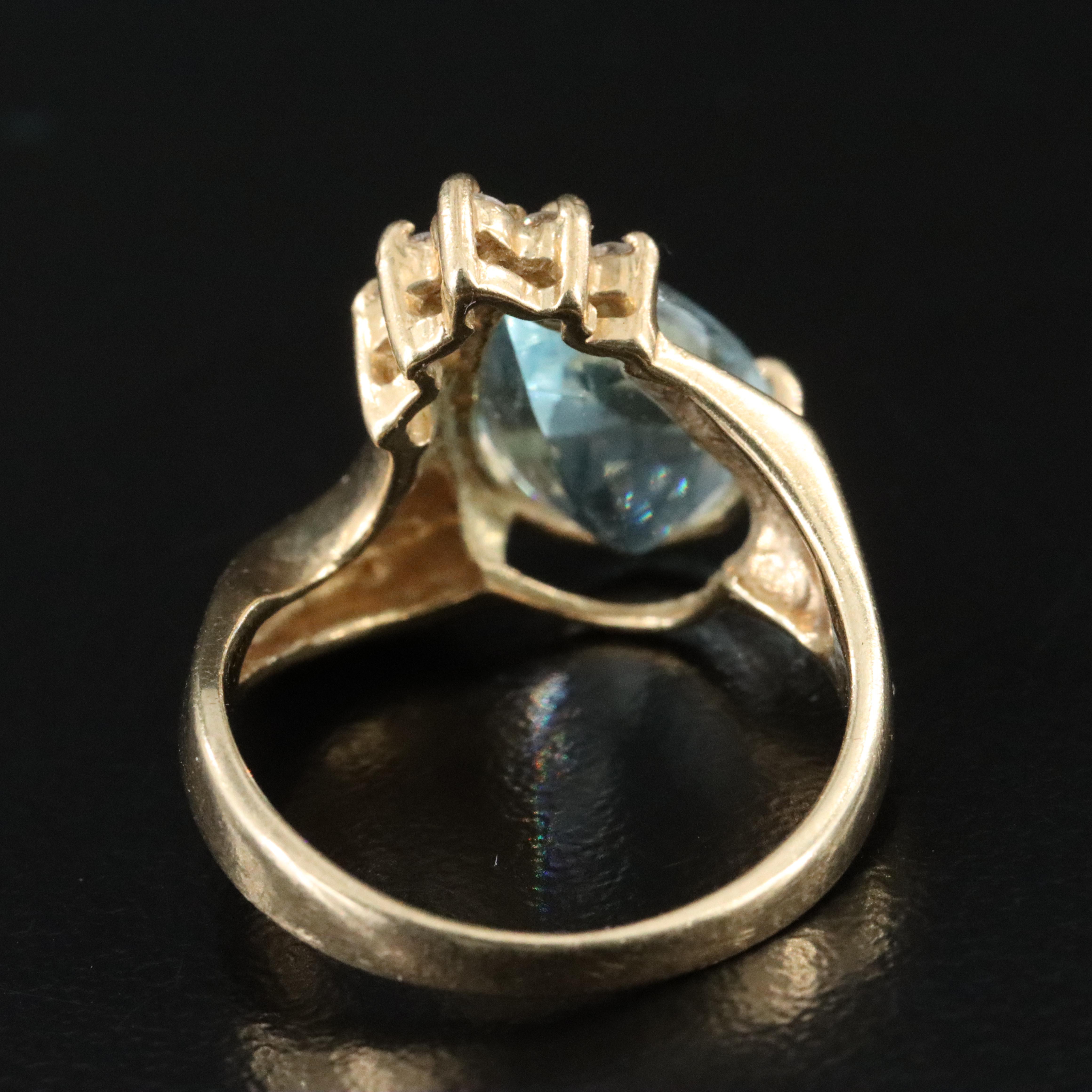 14K 3.31 CT Aquamarine and Diamond Ring