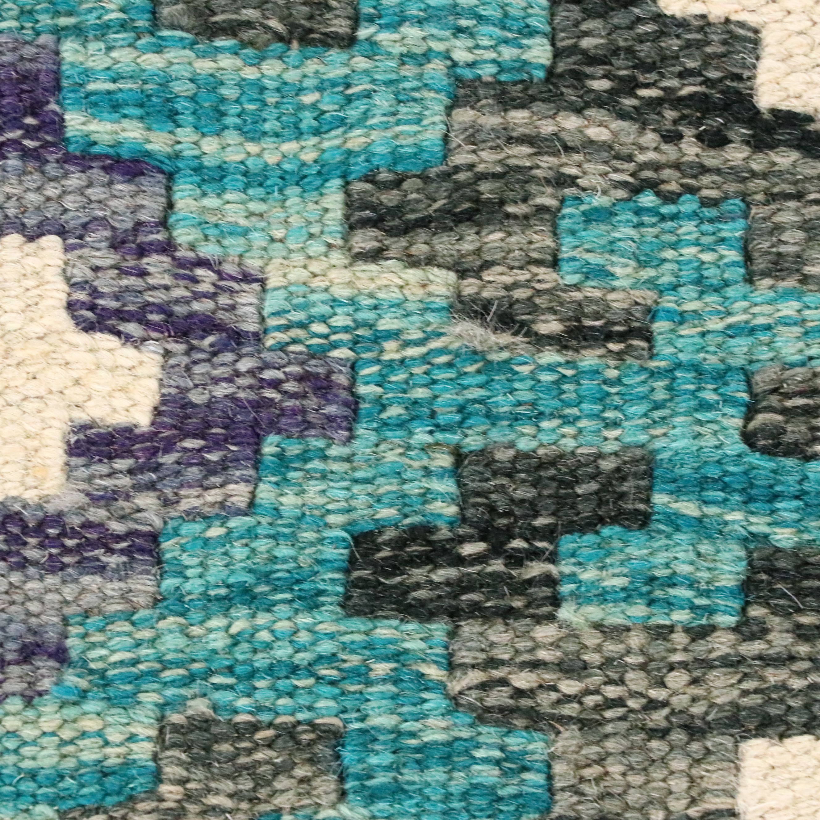 6'6 x 10'1 Handwoven Pakistani Kilim Area Rug