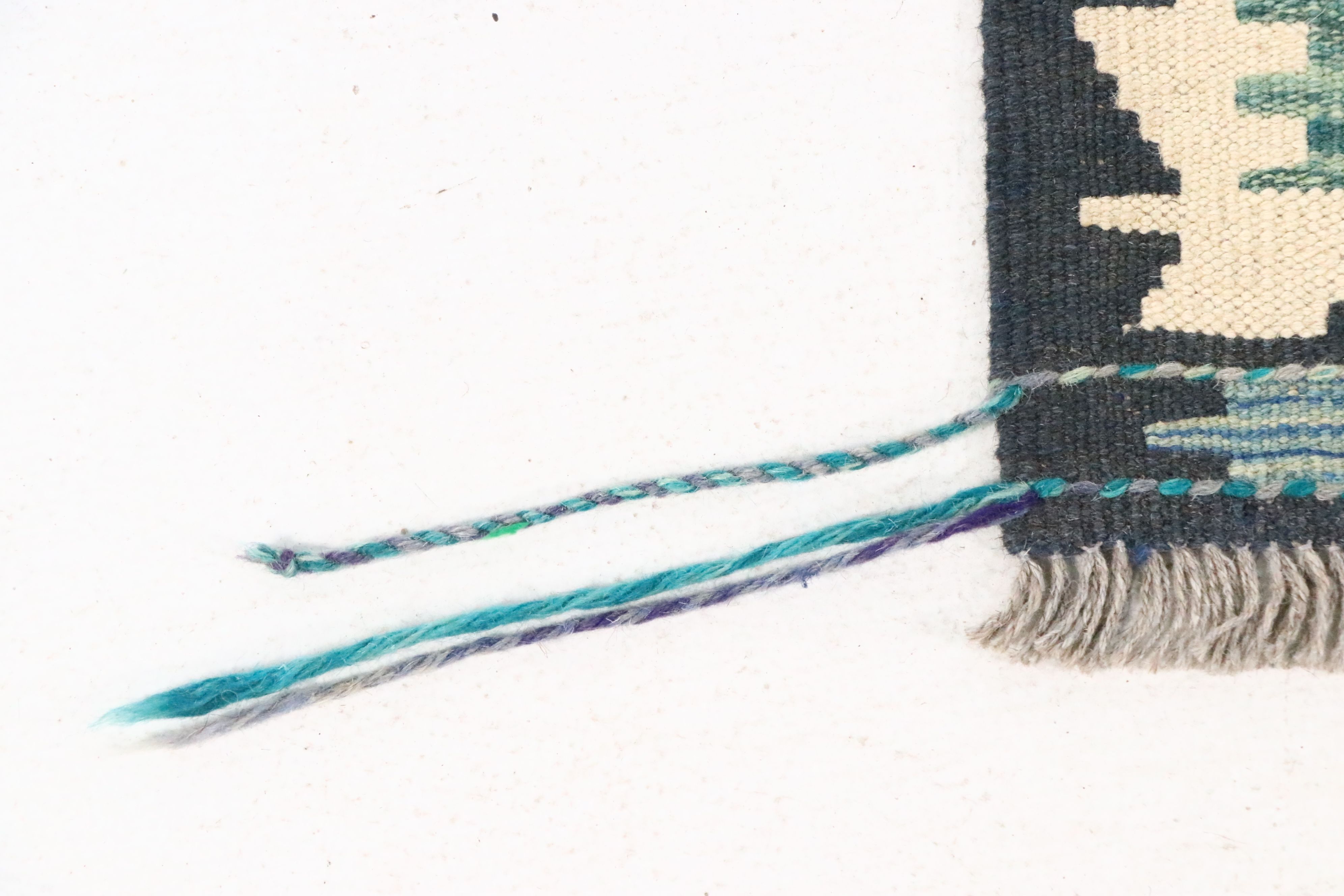 6'6 x 10'1 Handwoven Pakistani Kilim Area Rug