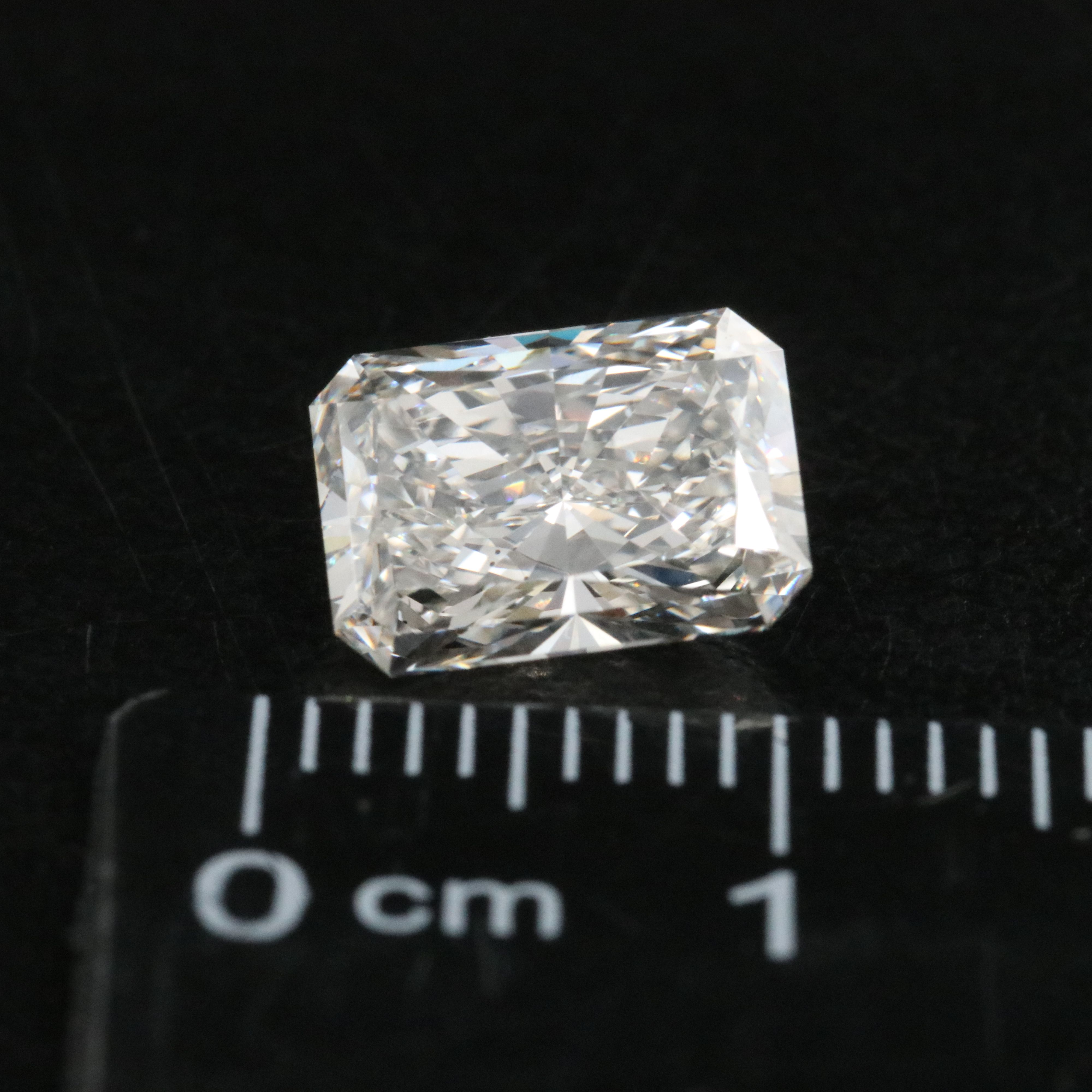 Loose 2.40 CT Lab Grown Diamond with IGI Report