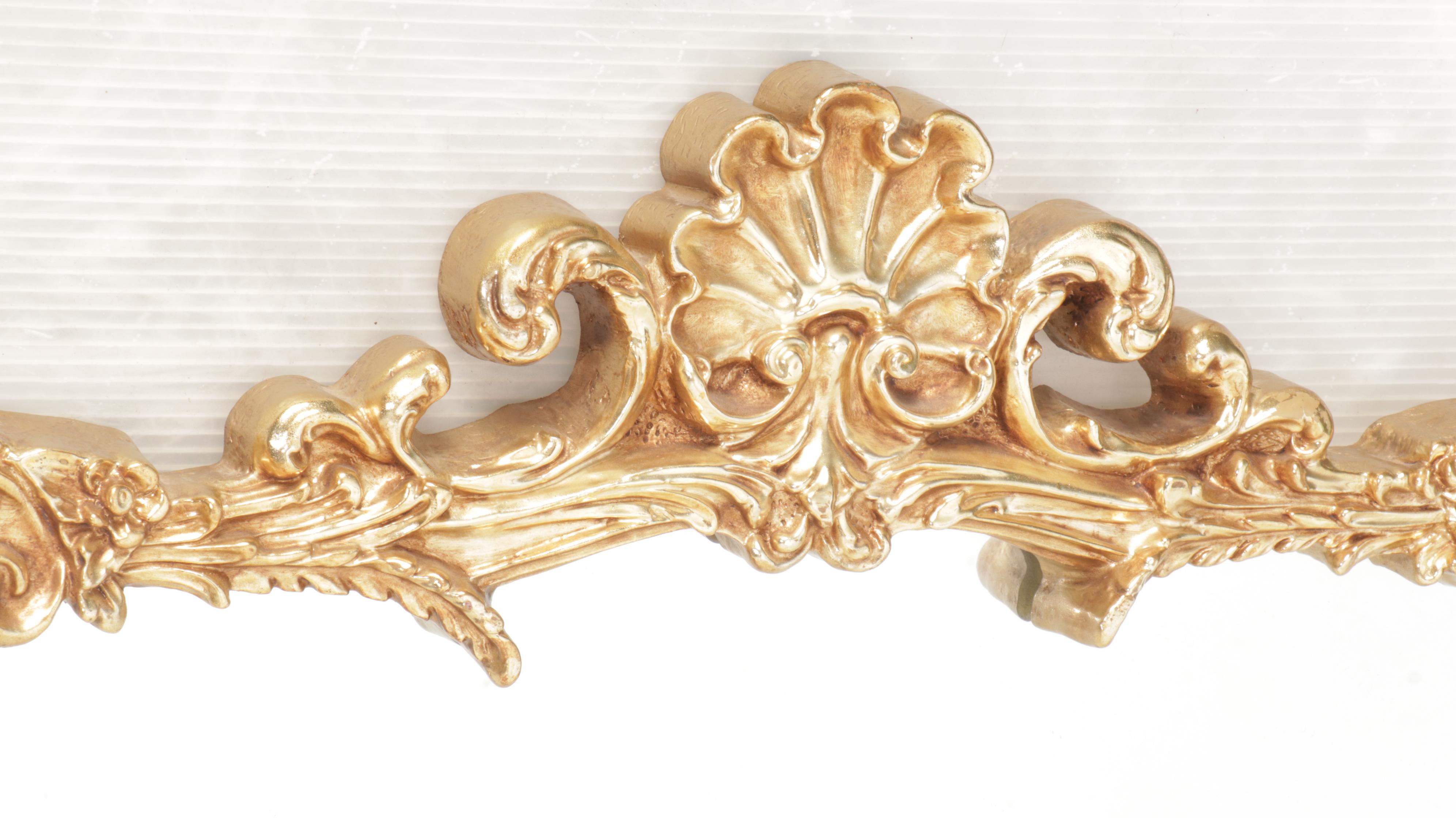 Carolina Mirror Company Rococo Style Giltwood Wall Mirror