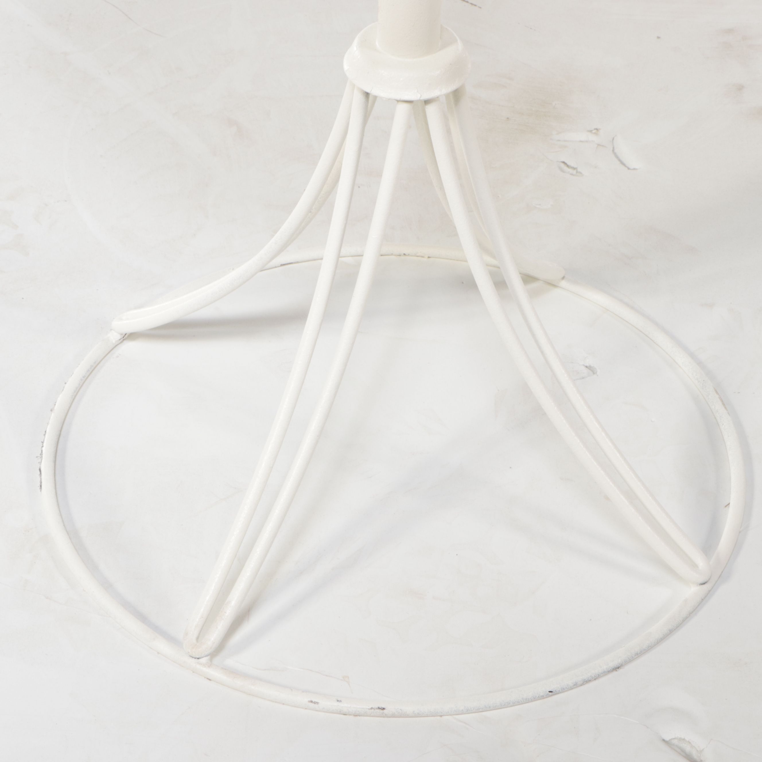 Mid Century Modern Style Painted Metal Mesh Top Side Table