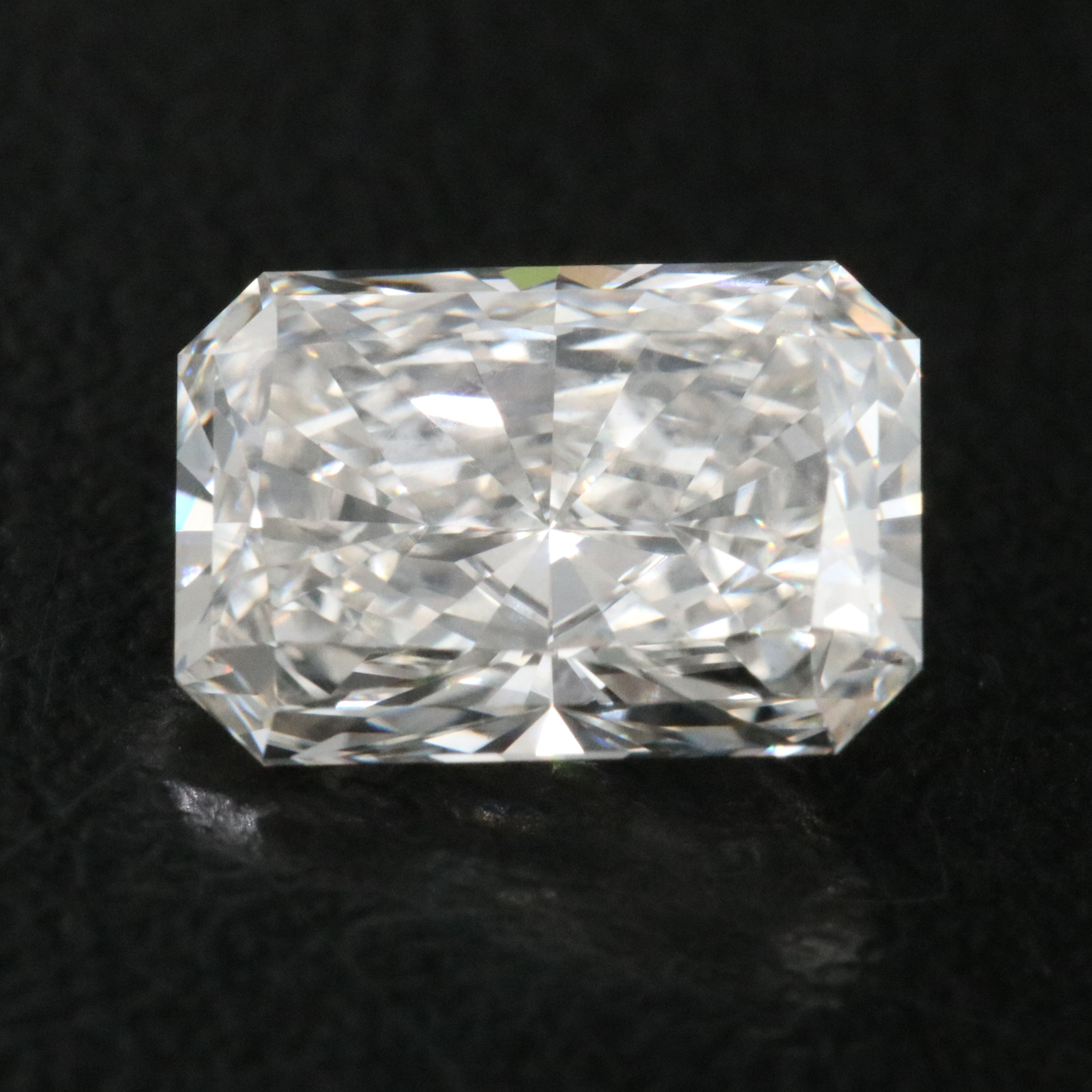 Loose 1.91 CT Lab Grown Diamond with IGI Report