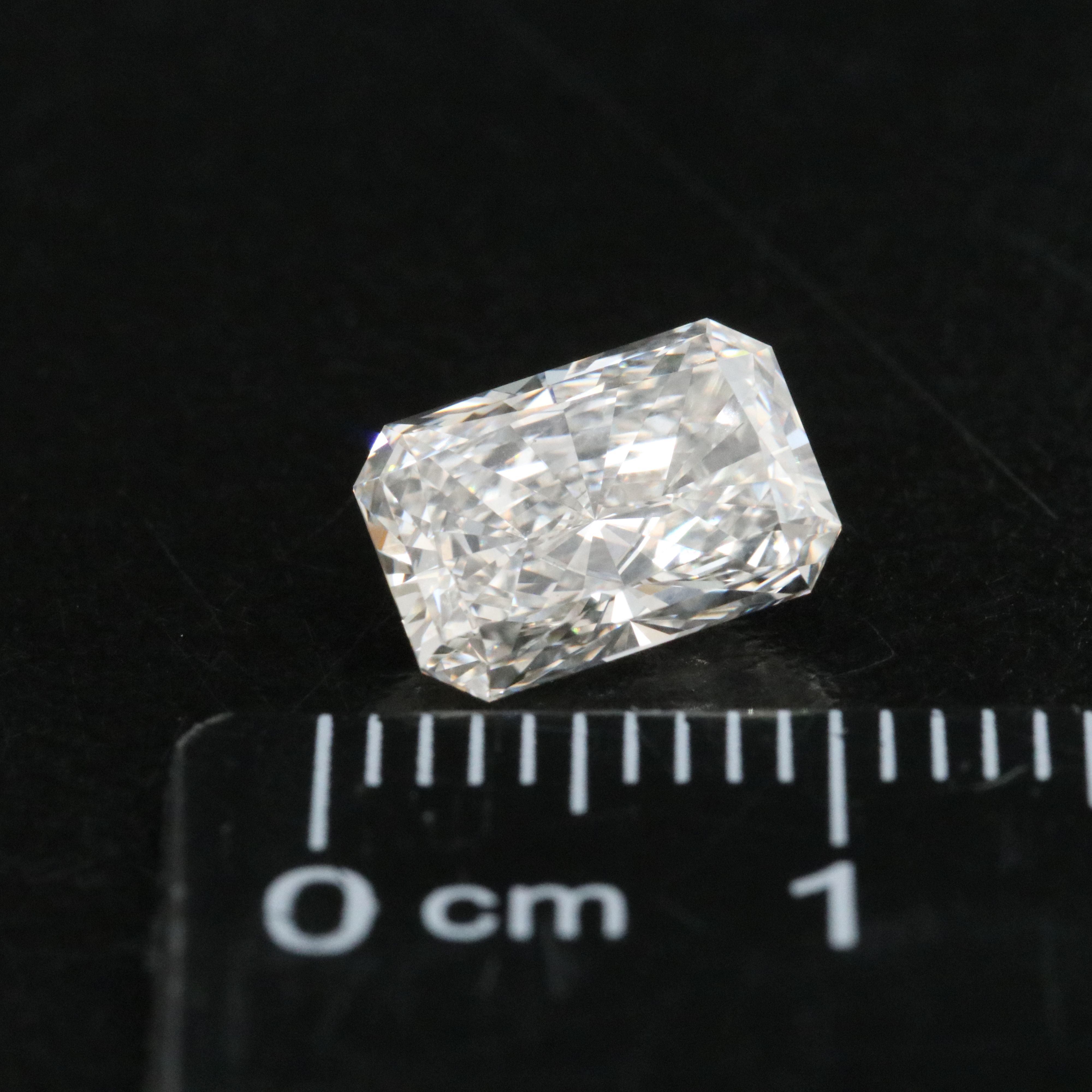 Loose 1.91 CT Lab Grown Diamond with IGI Report