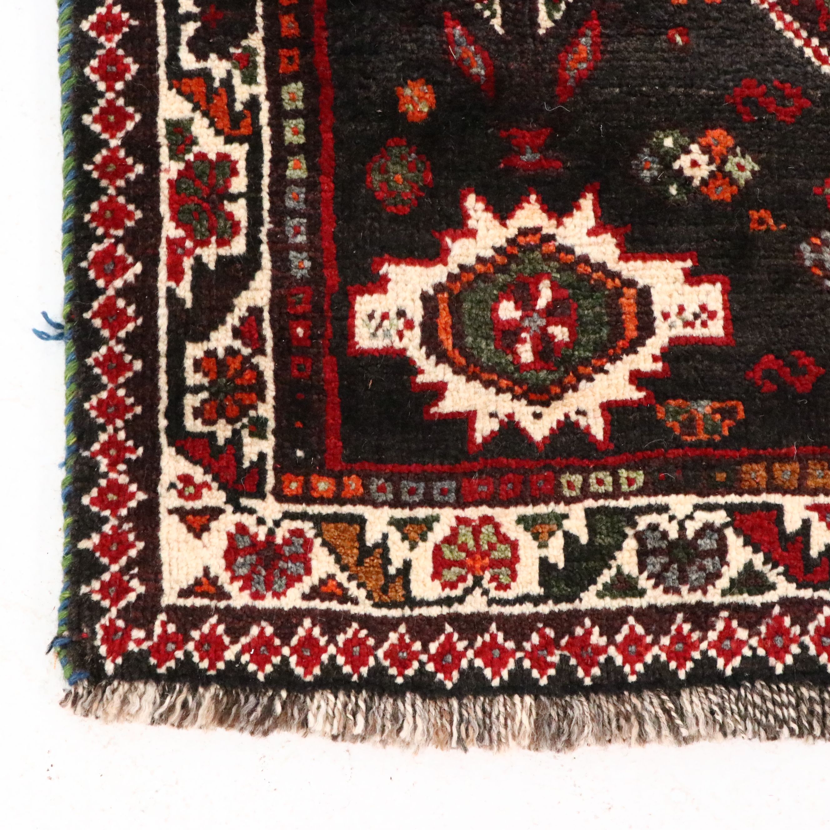 3'10 x 5'6 Hand-Knotted Persian Qashqai Area Rug