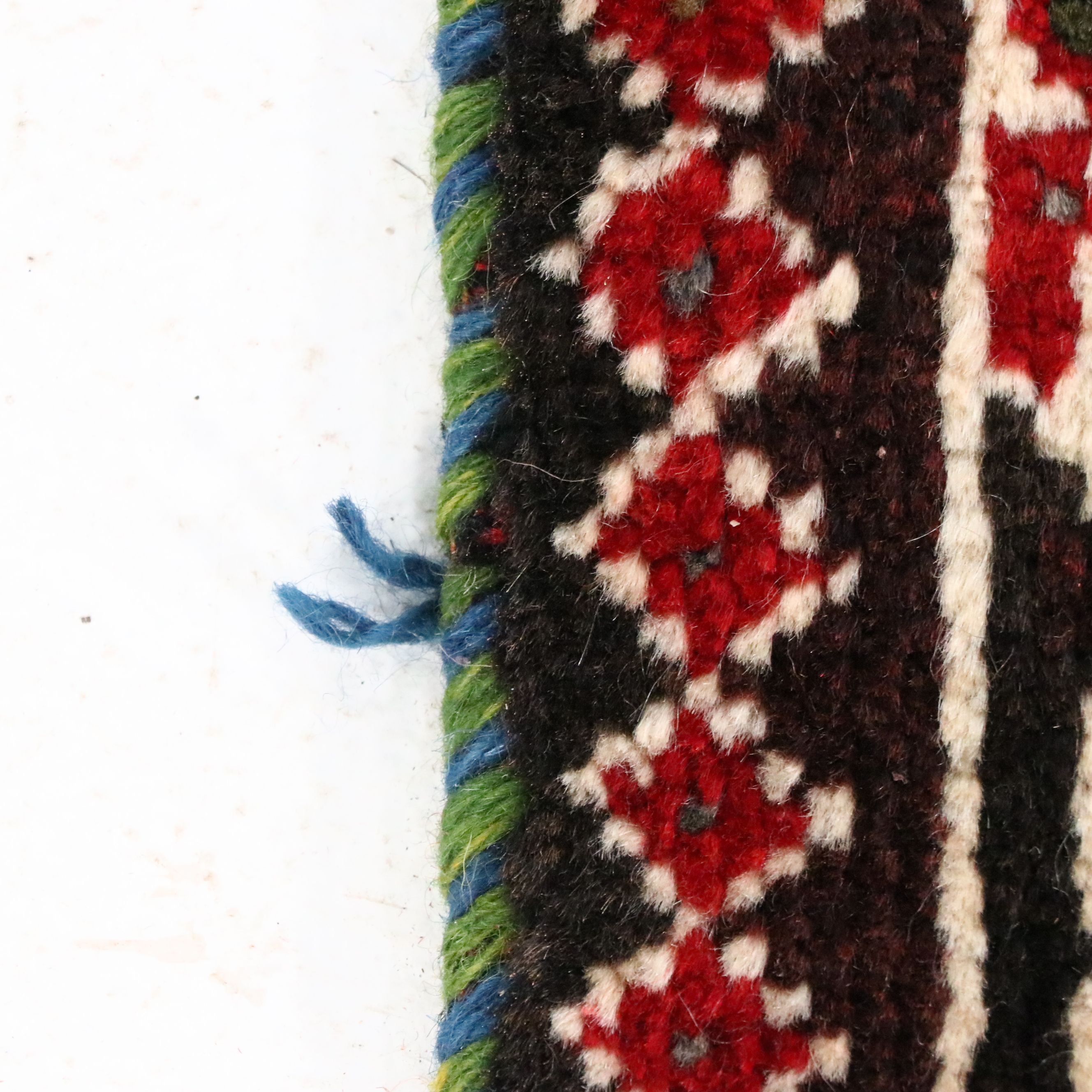 3'10 x 5'6 Hand-Knotted Persian Qashqai Area Rug