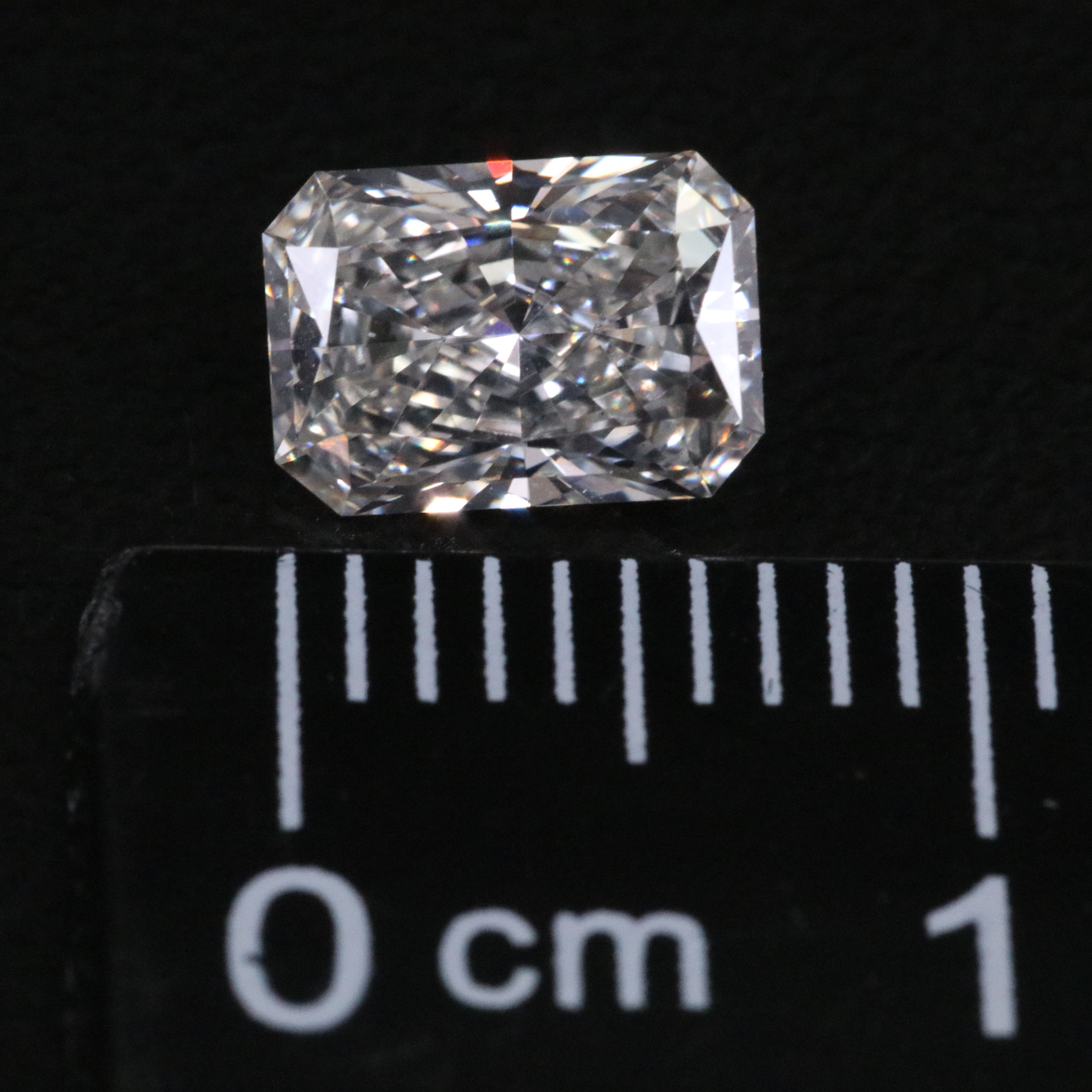 Loose 1.03 CT Lab Grown Diamond with IGI Report