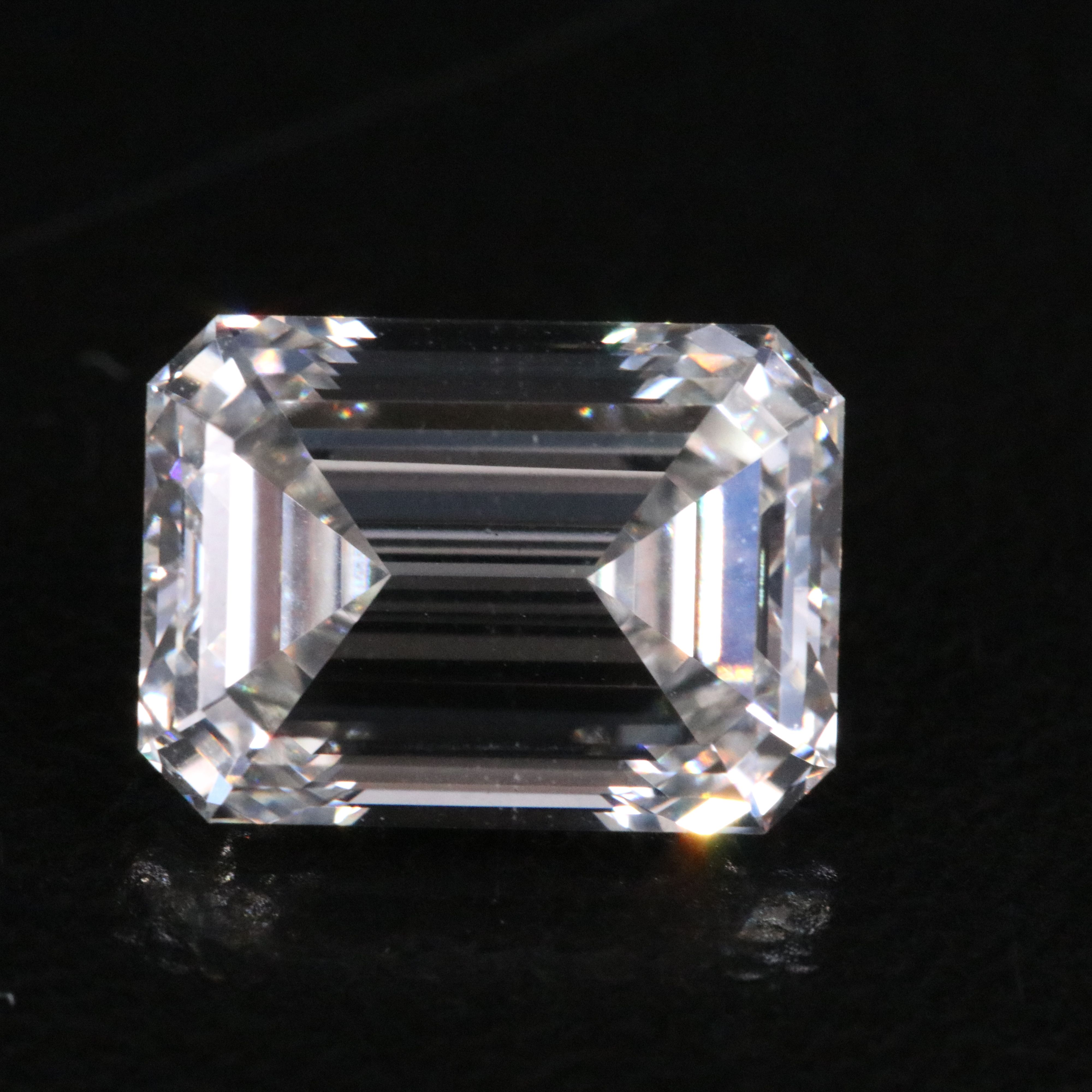 Loose 2.60 CT Lab Grown Diamond with IGI Report