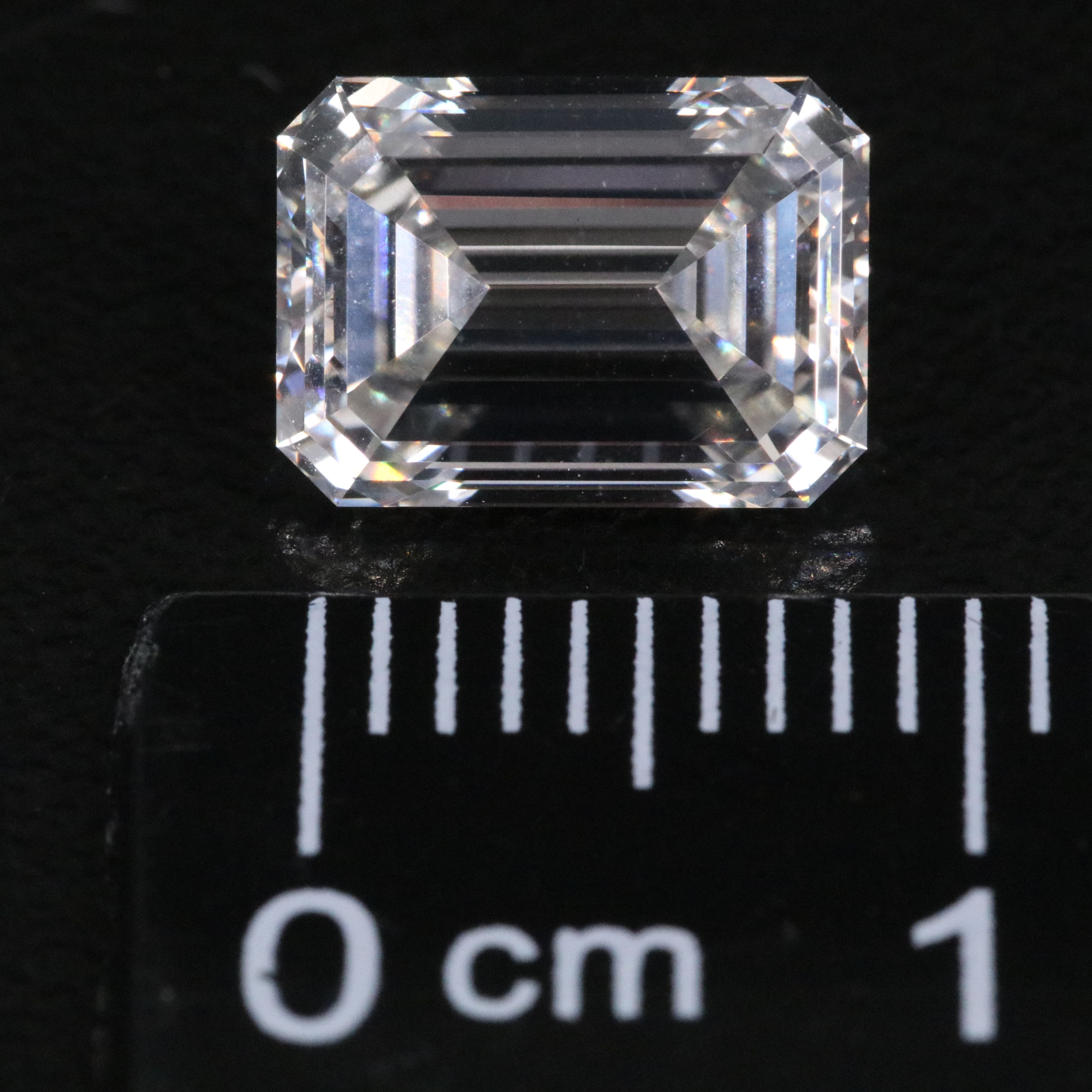 Loose 2.60 CT Lab Grown Diamond with IGI Report