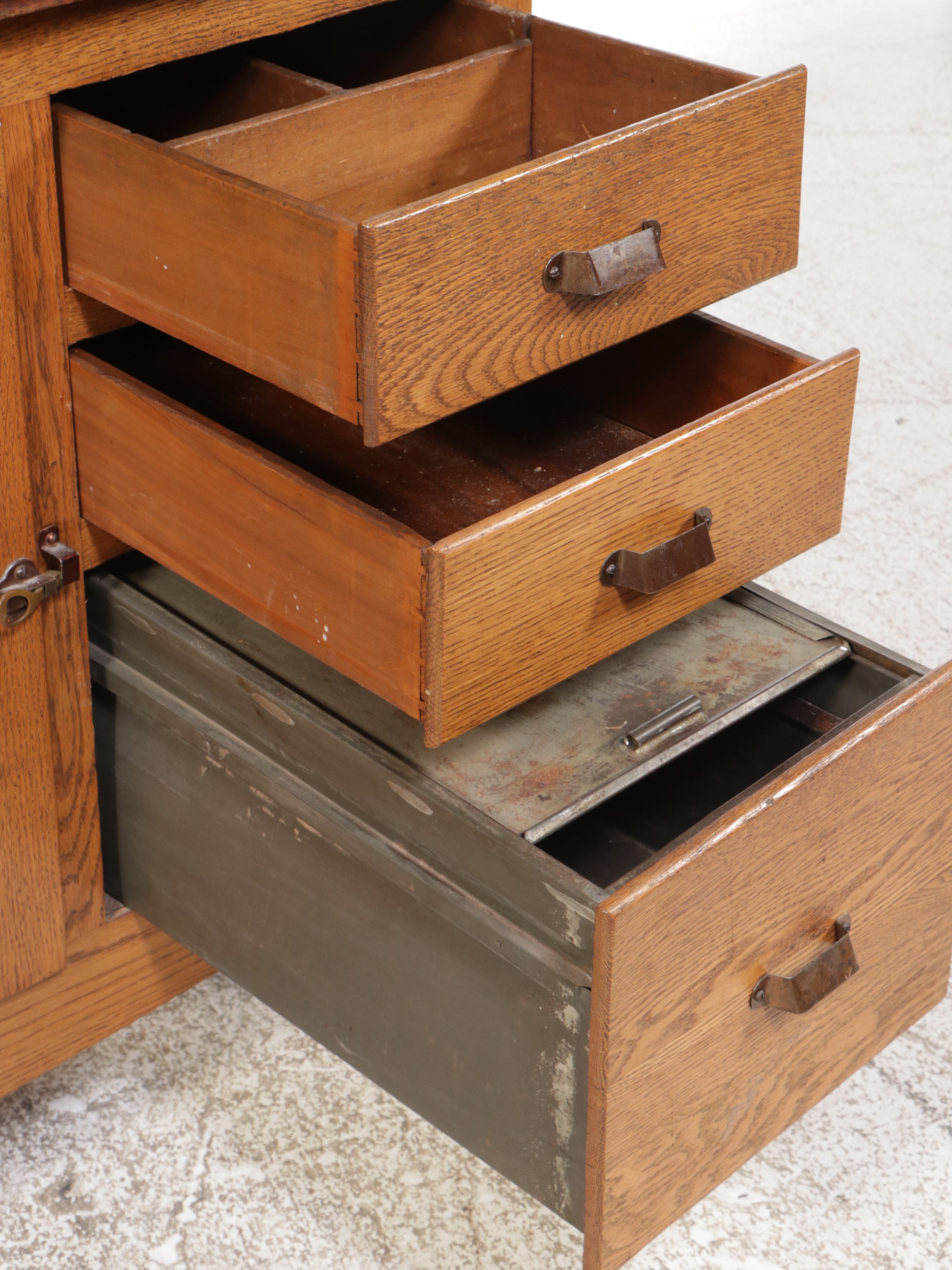 American Oak Hoosier Cabinet with Accessories, Early 20th Century