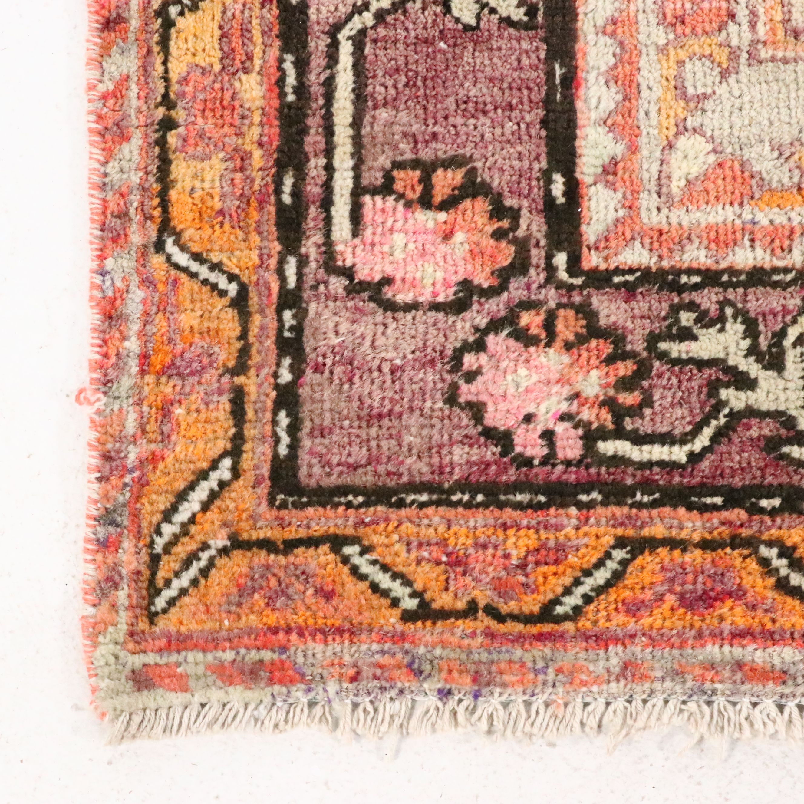 4'10 x 9'5 Hand-Knotted East Turkestan Khotan Area Rug