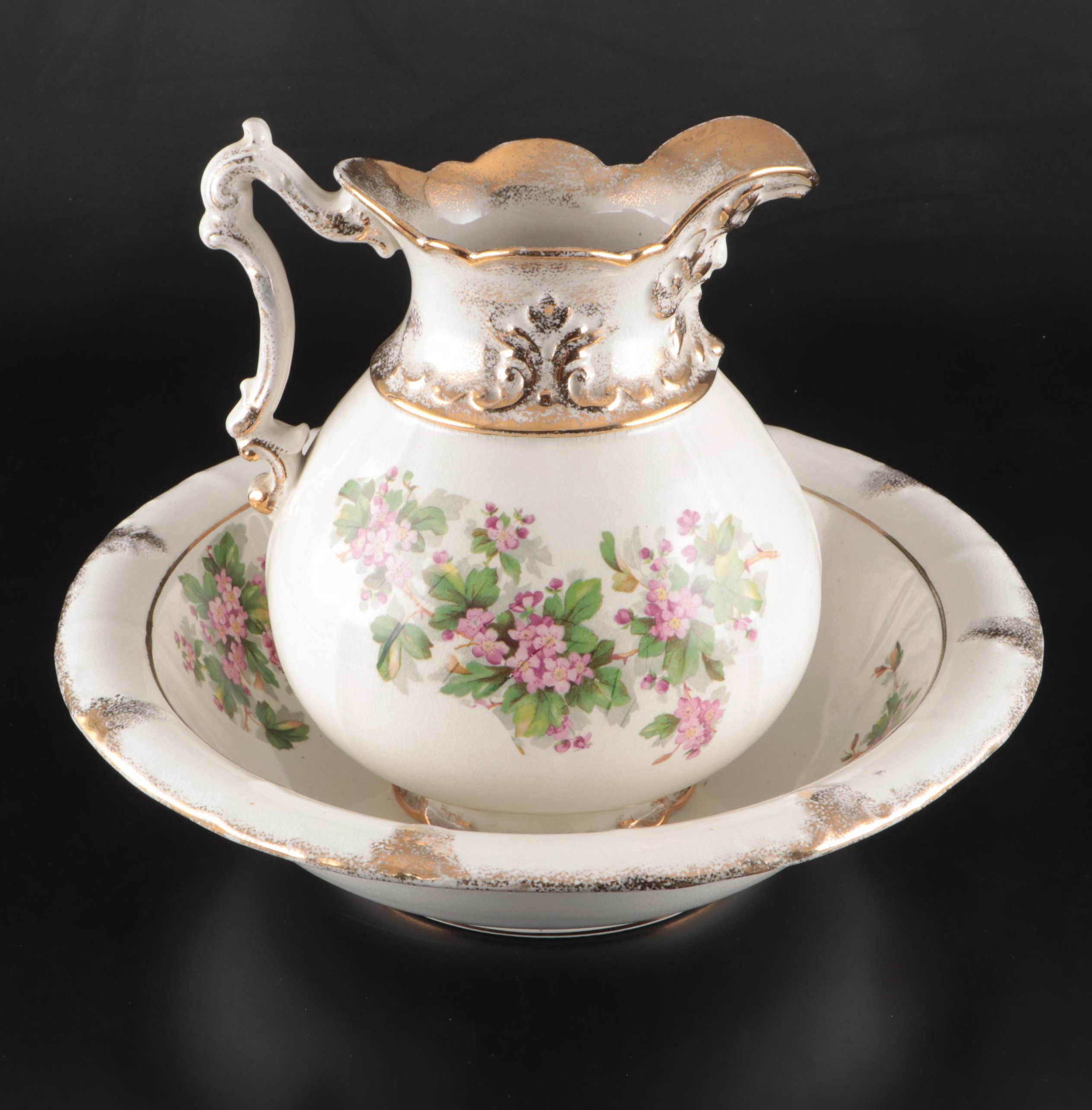 D.F. Haynes & Co. American Earthenware "Corsican" Ceramic Chamber Set