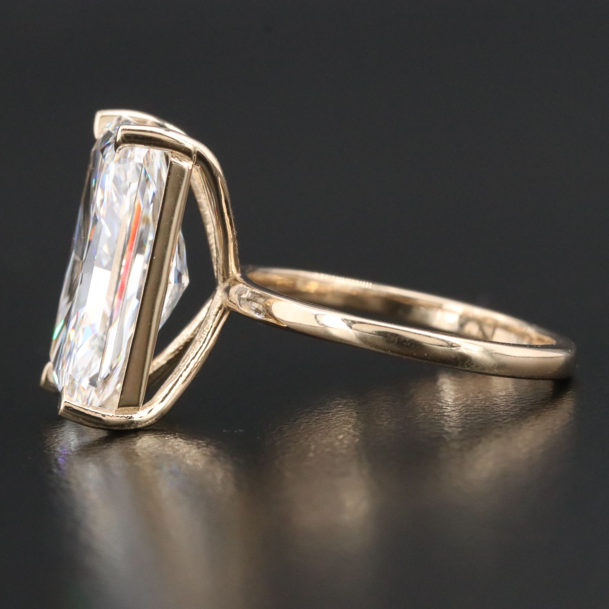 14K 9.01 CT Lab Grown Diamond Solitaire Ring with IGI Report