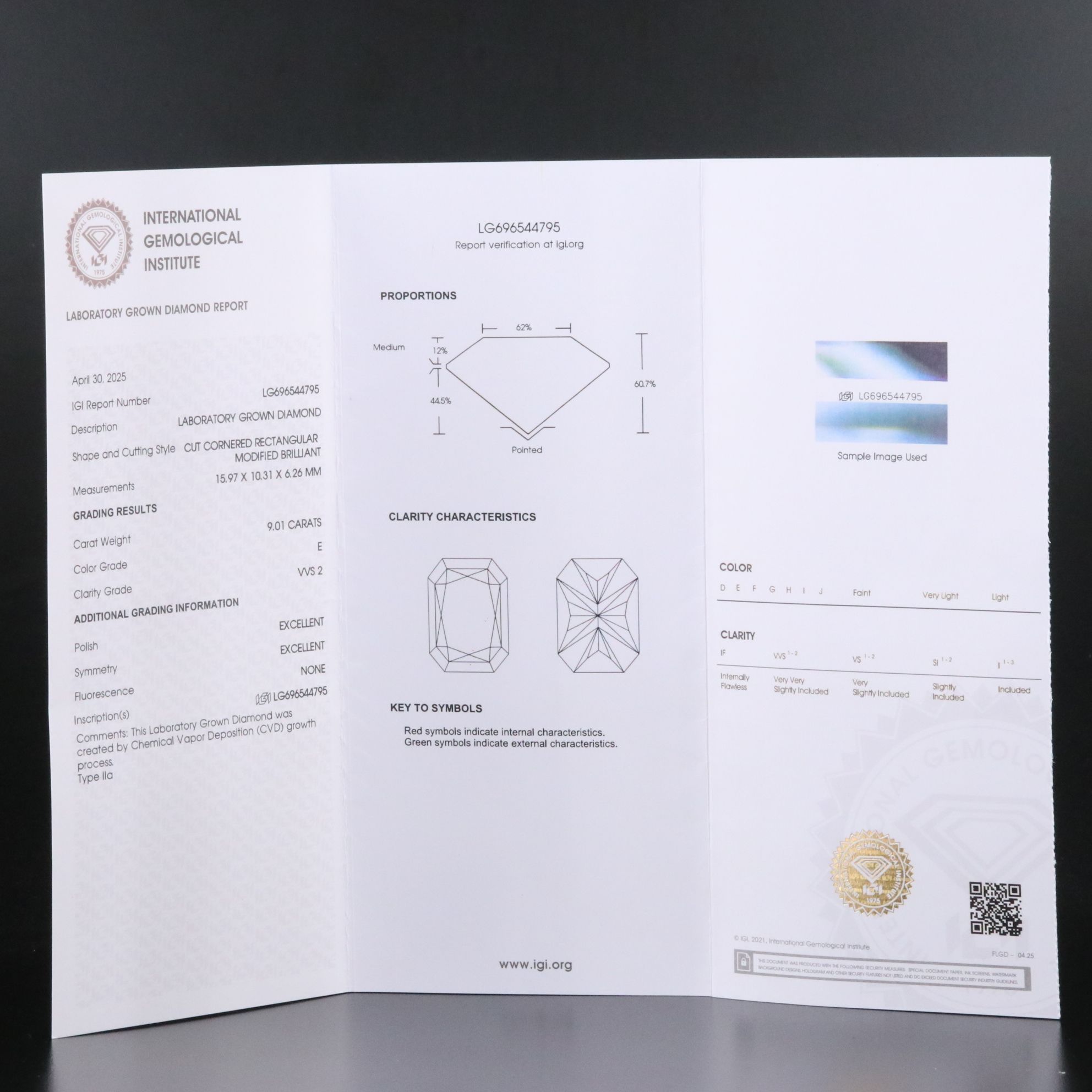 14K 9.01 CT Lab Grown Diamond Solitaire Ring with IGI Report