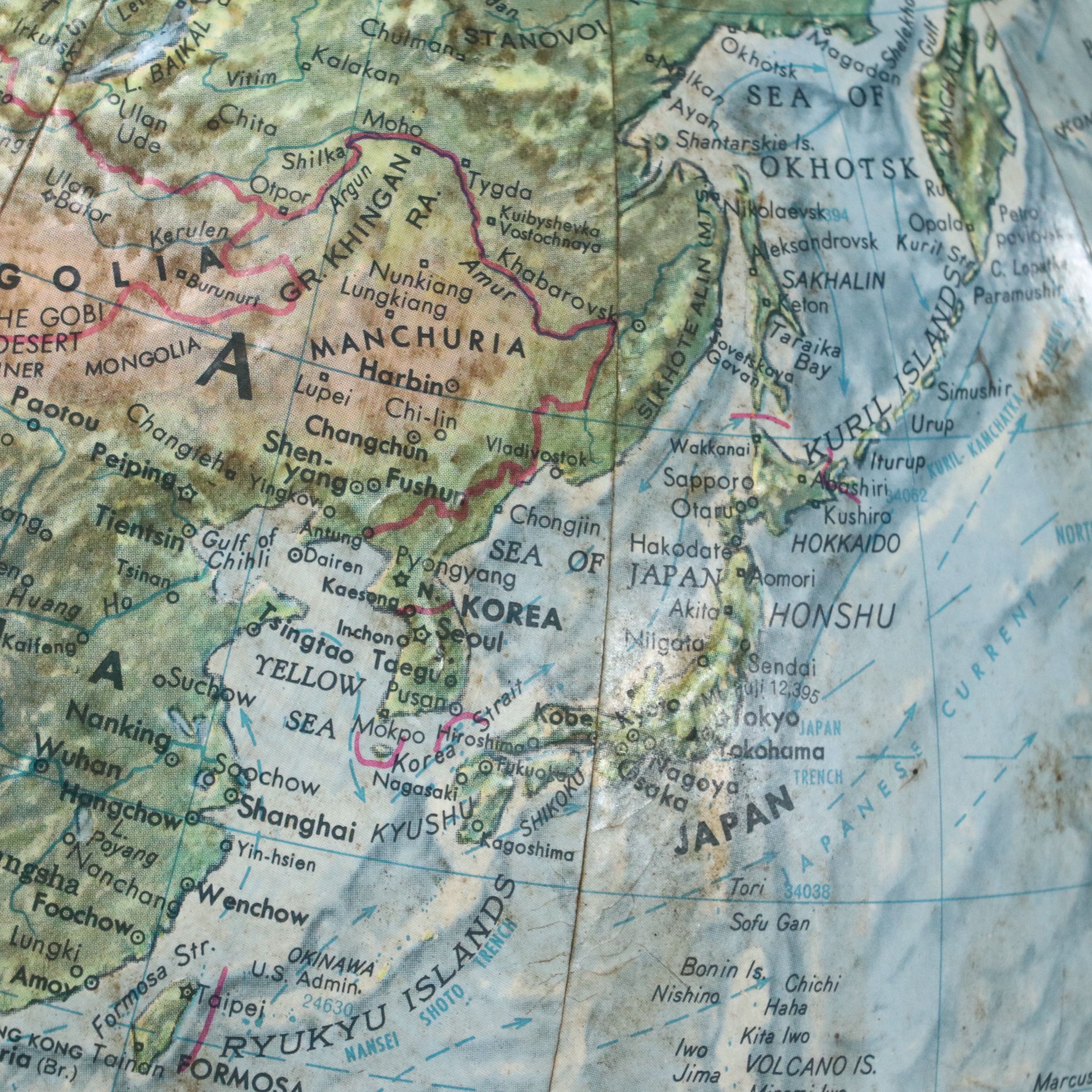 Replogle "True-to-Life" Land and Sea Geographic Globe, Late 20th C