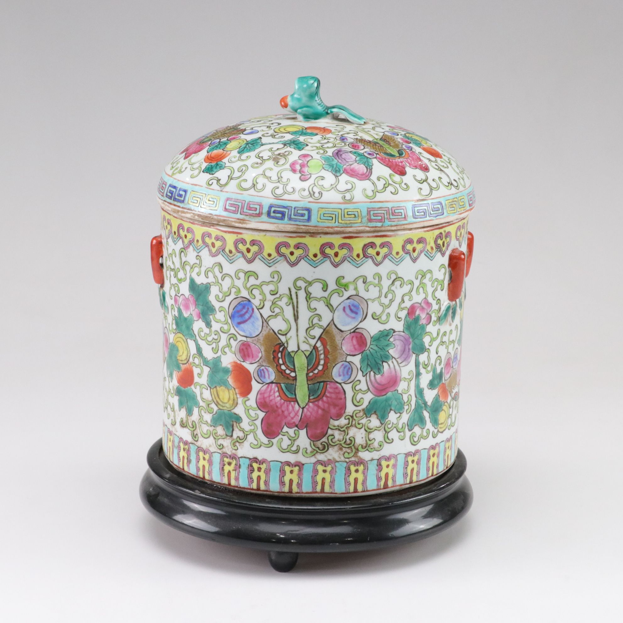 Hand-Painted Porcelain Famille Rose Jar with Stand