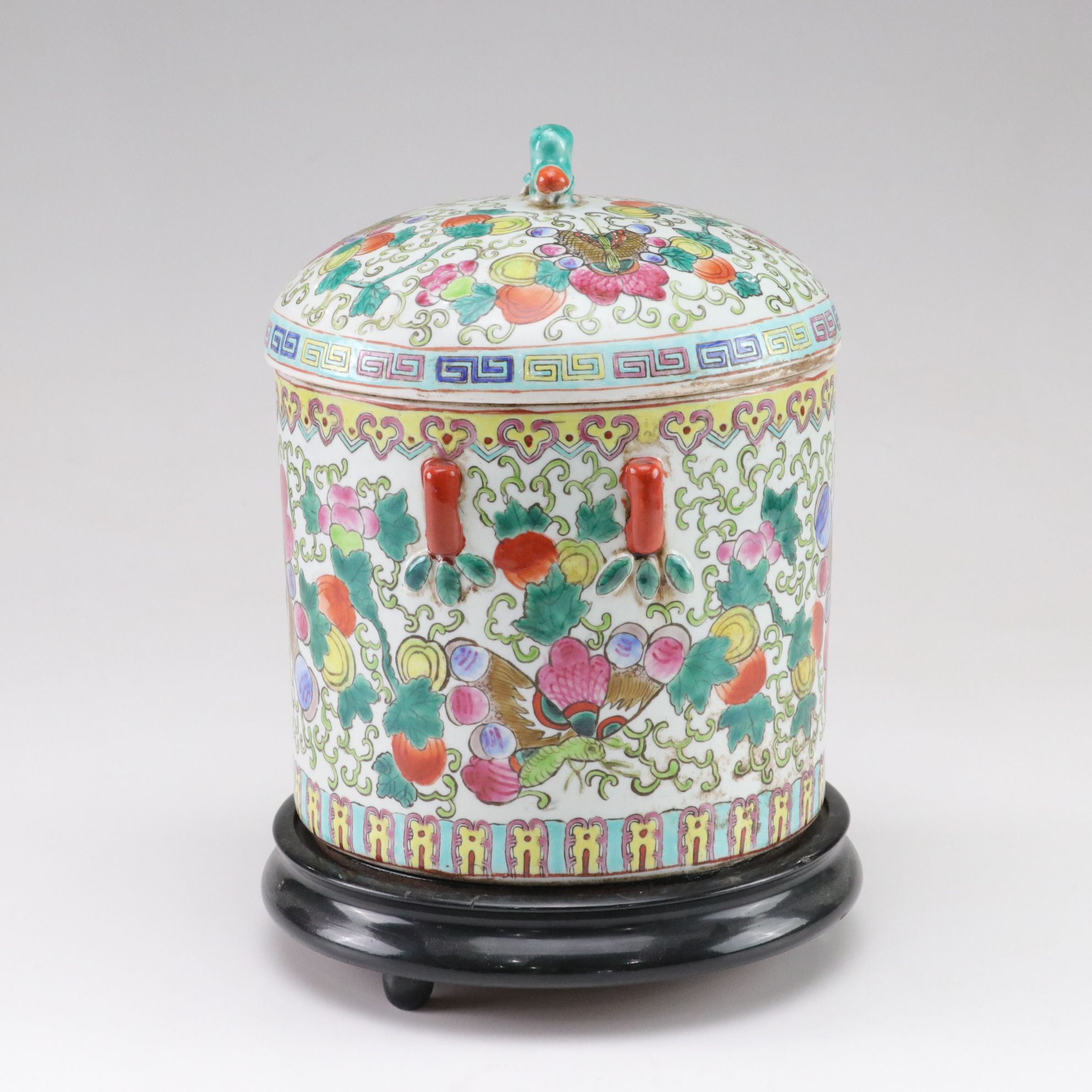 Hand-Painted Porcelain Famille Rose Jar with Stand
