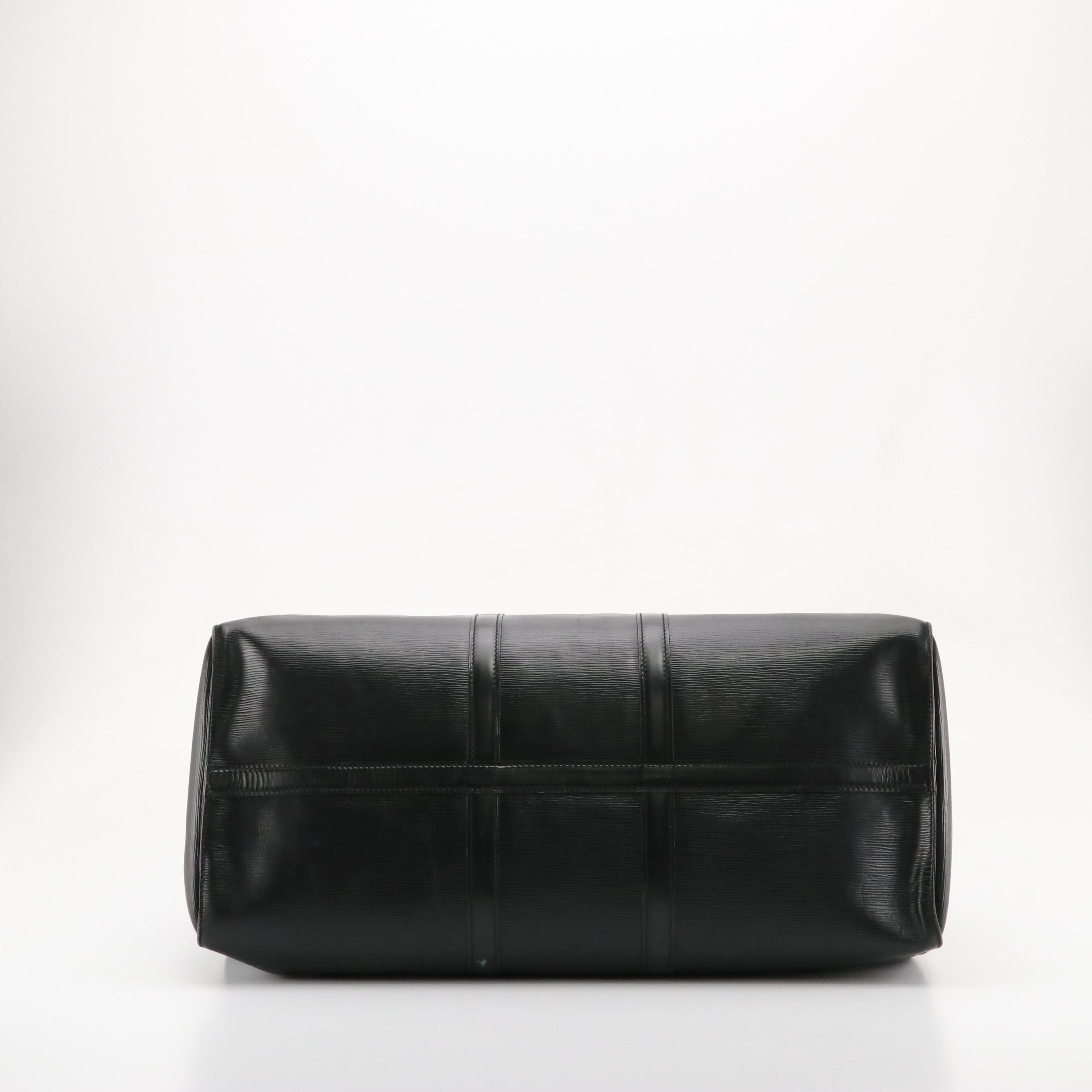 Louis Vuitton Keepall 55 in Black Epi and Smooth Leather