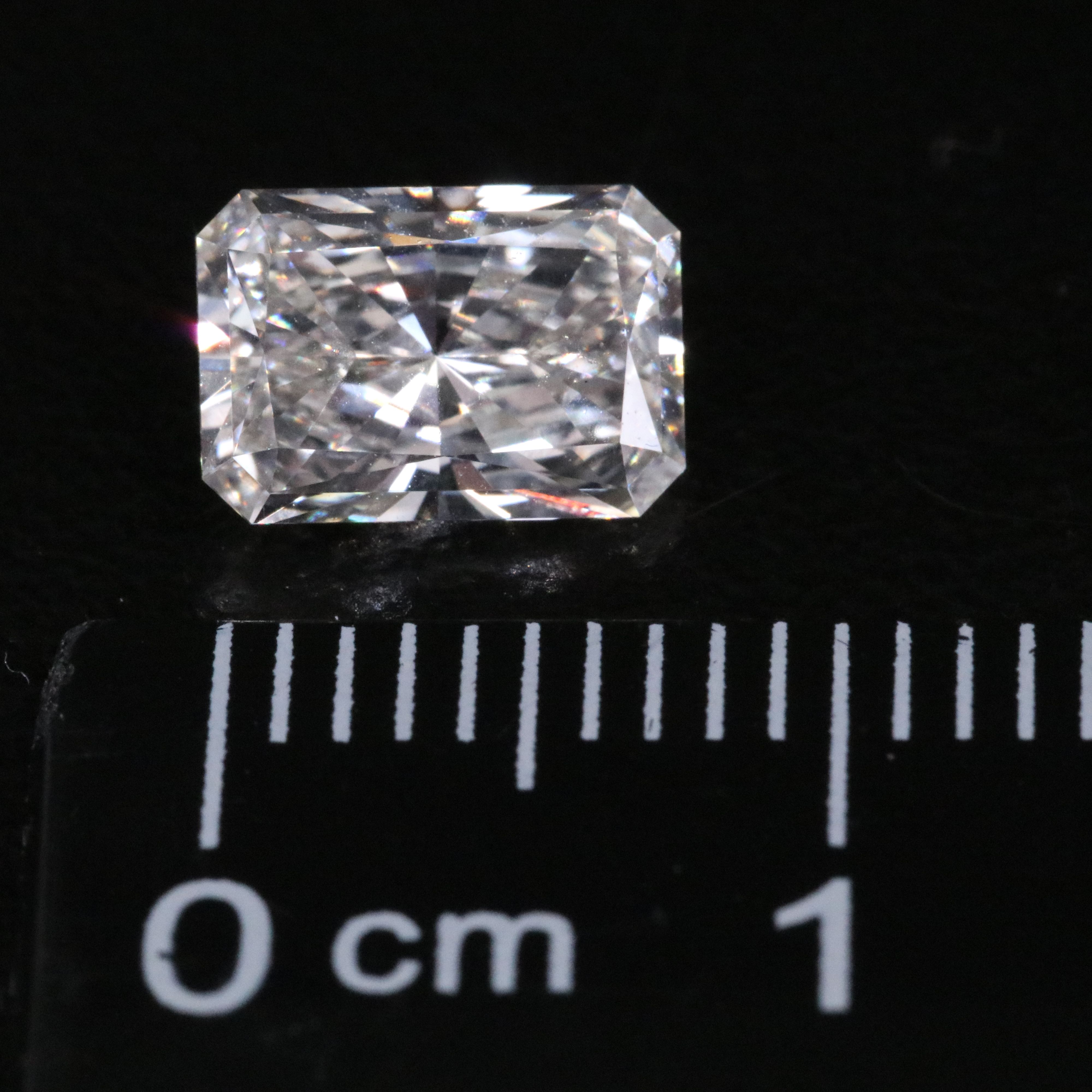 Loose 1.36 CT Lab Grown Diamond with IGI Report