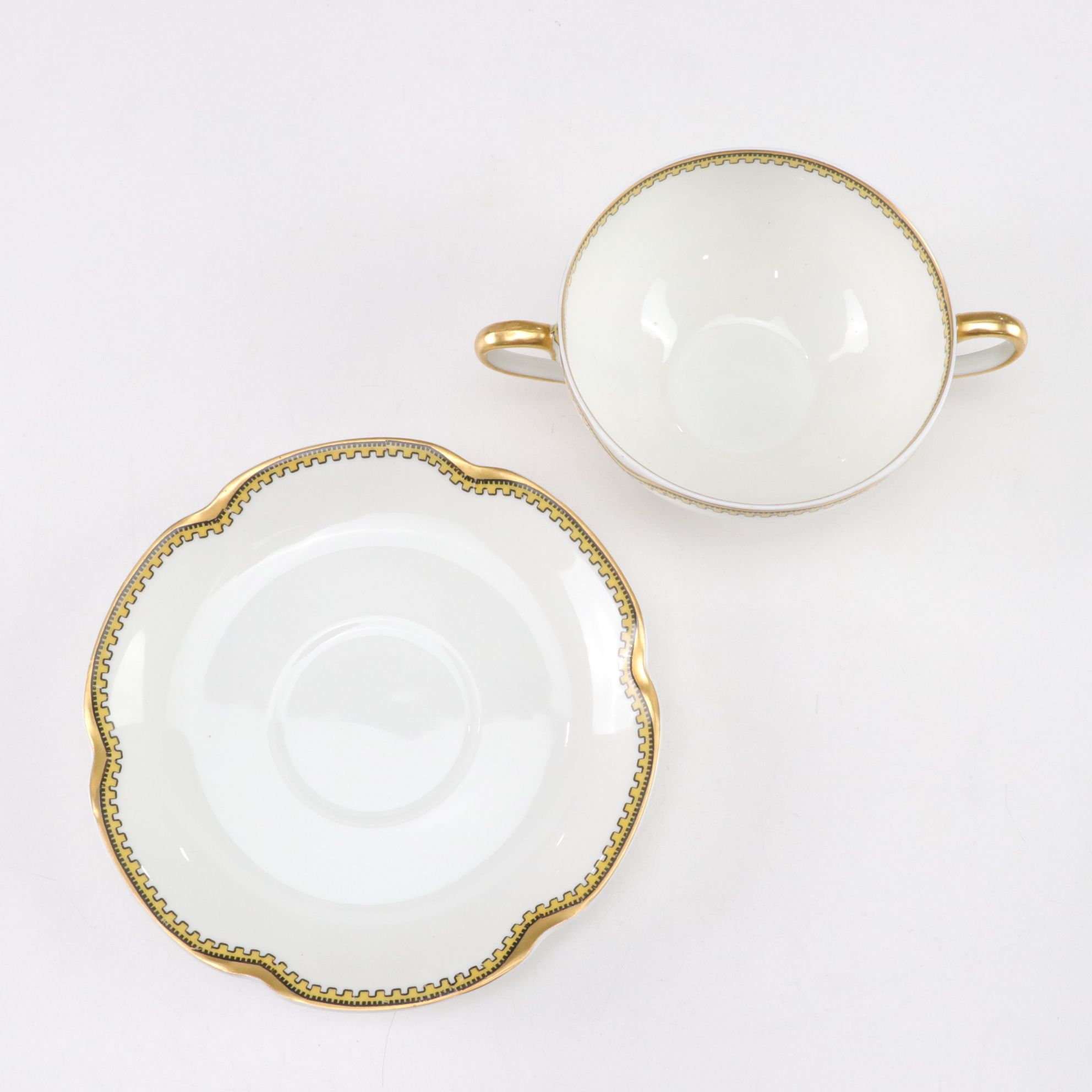 Haviland & Co. Porcelain Bullion Cups and Saucers, Early 20th Century