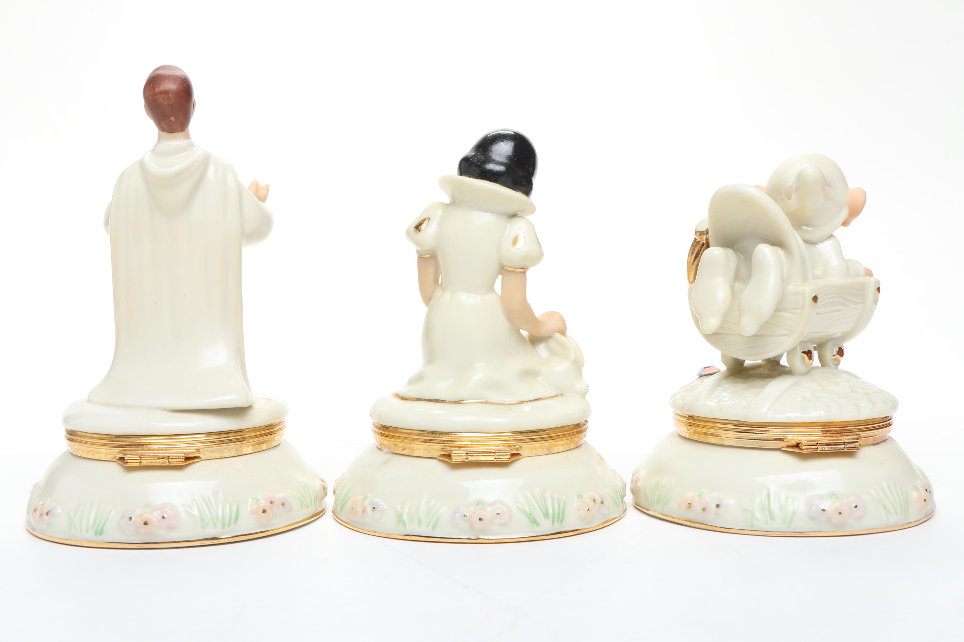 Lenox Disney Showcase "Snow White" and "The Prince Charming" Boxes with Dwarfs