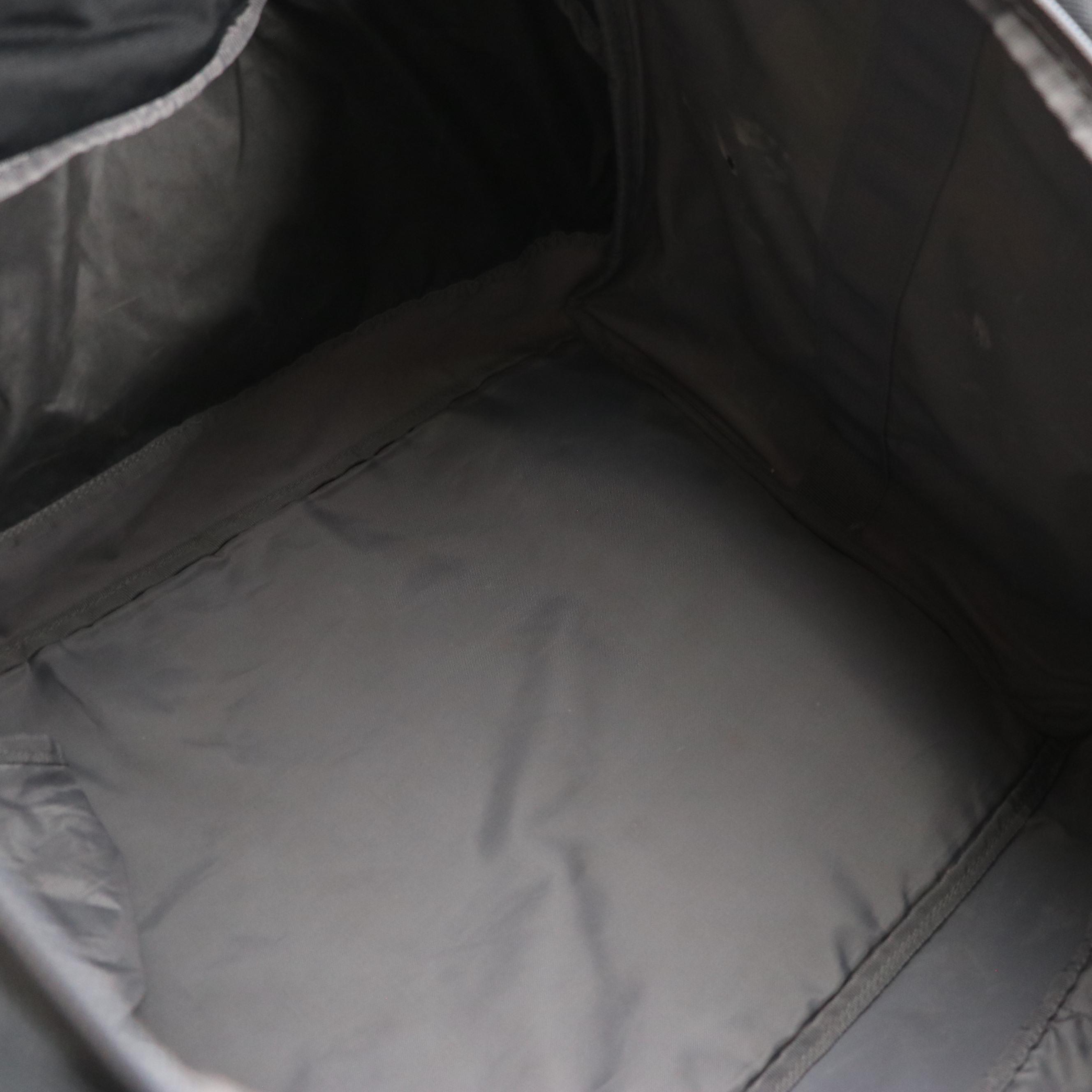 Under Armour Nylon Duffel/Gym Bags