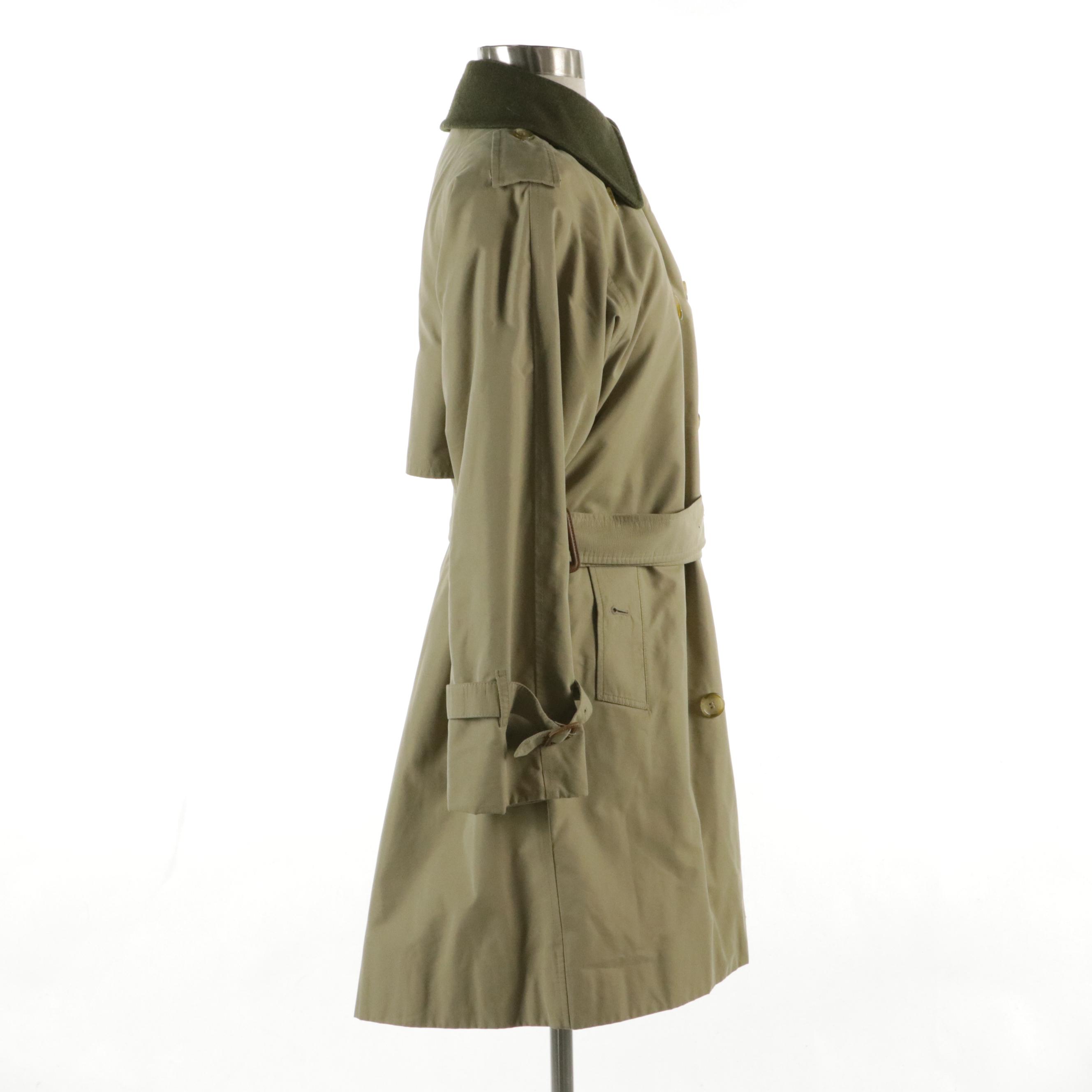 Burberrys Double-Breasted Short Trench Coat with Wool Collar and Liner