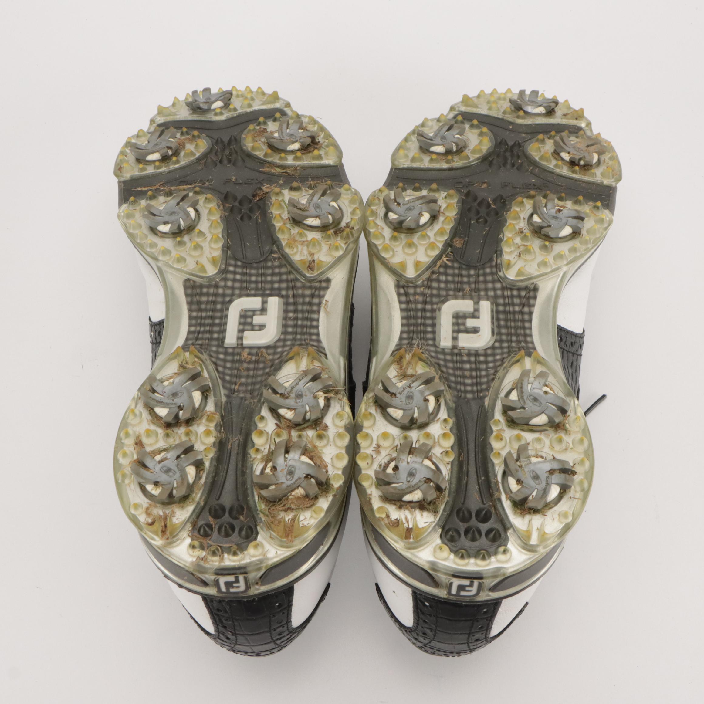 Men's FootJoy DryJouys Tour Saddle Golf Shoes in White & Embossed Leather W More