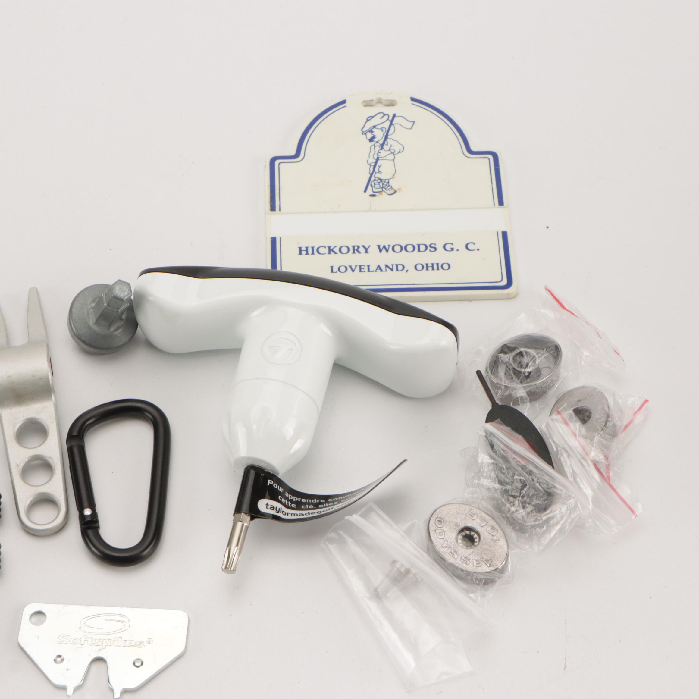 Men's FootJoy DryJouys Tour Saddle Golf Shoes in White & Embossed Leather W More