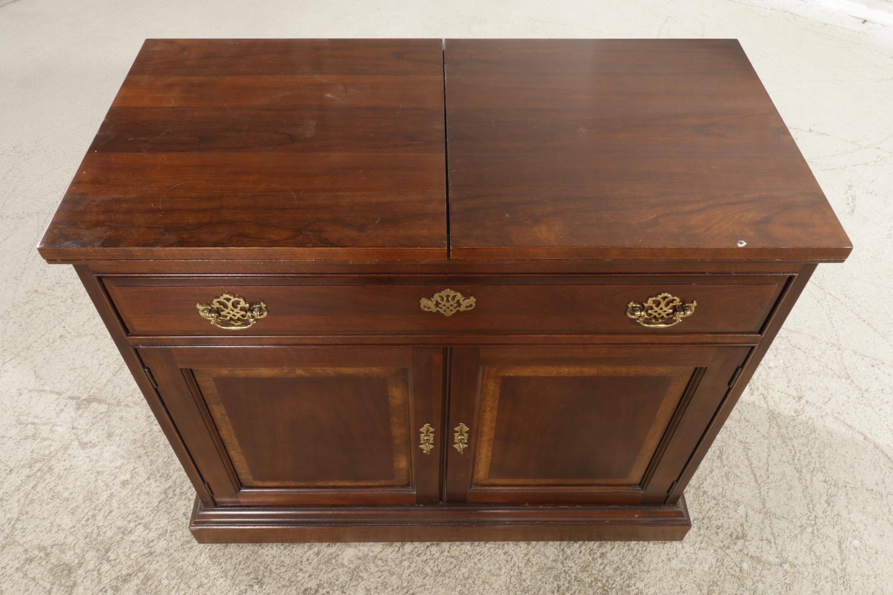 Pennsylvania House Chippendale Style Flip-Top Server, Late 20th Century