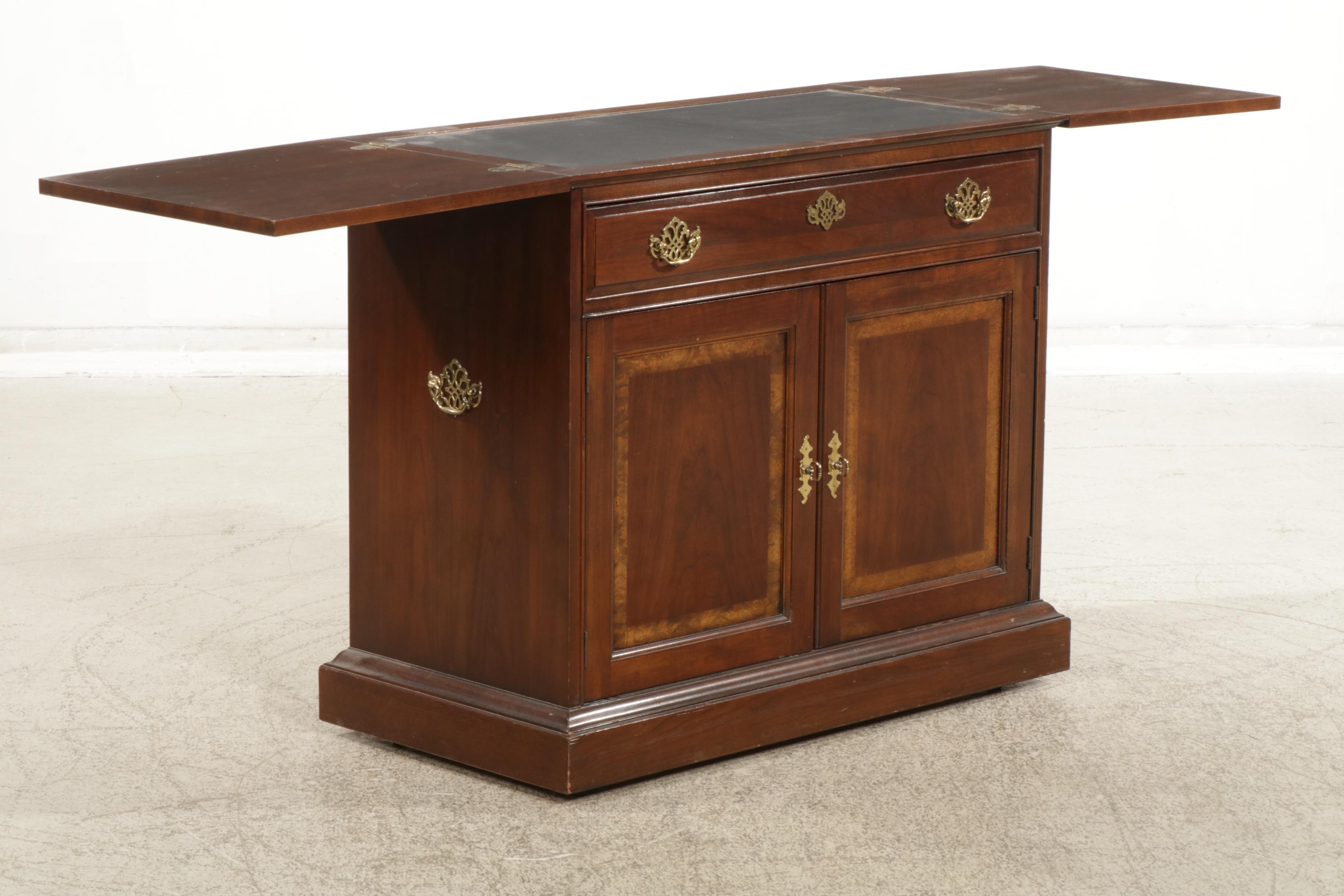 Pennsylvania House Chippendale Style Flip-Top Server, Late 20th Century