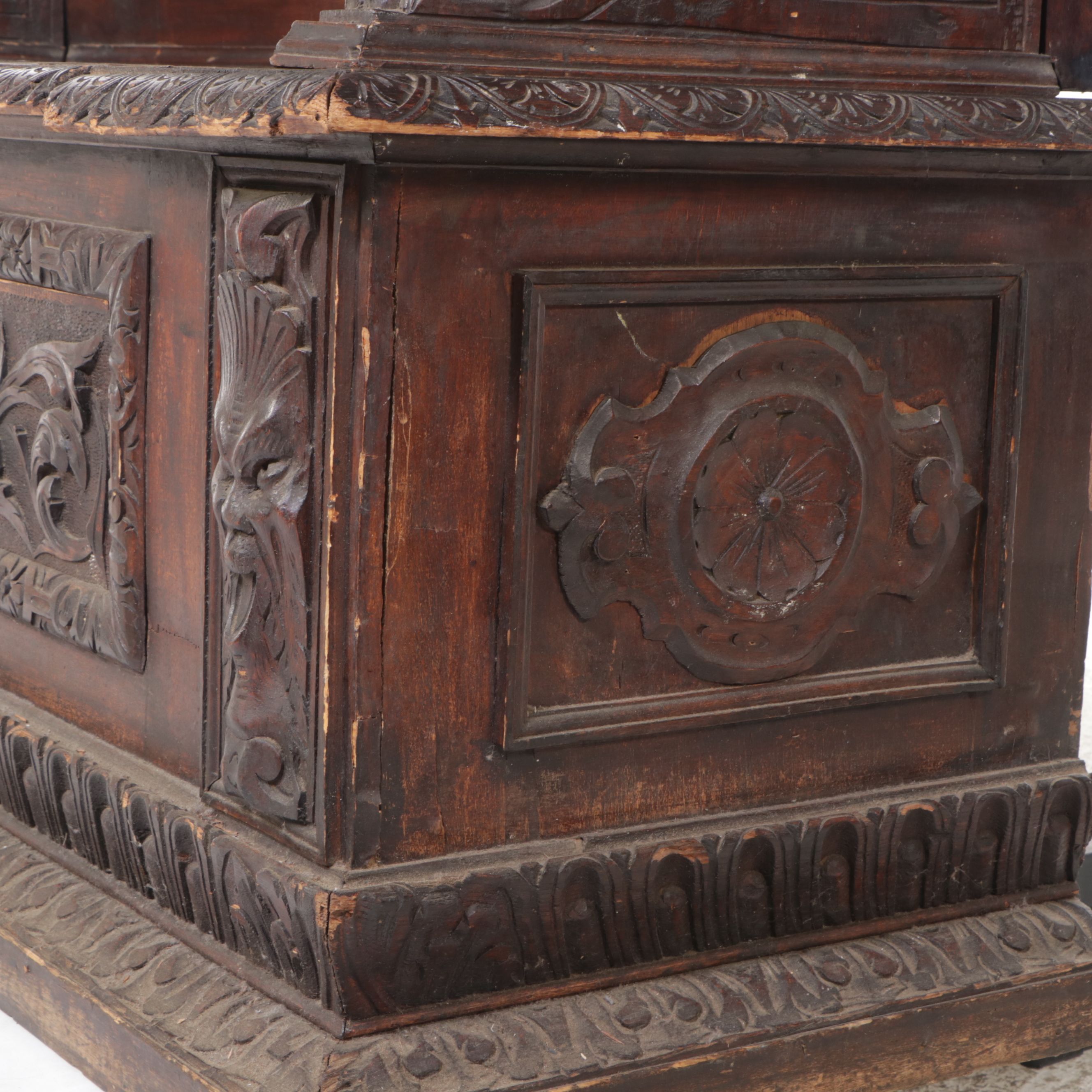 Renaissance Revival Oak Hall Bench, 19th Century