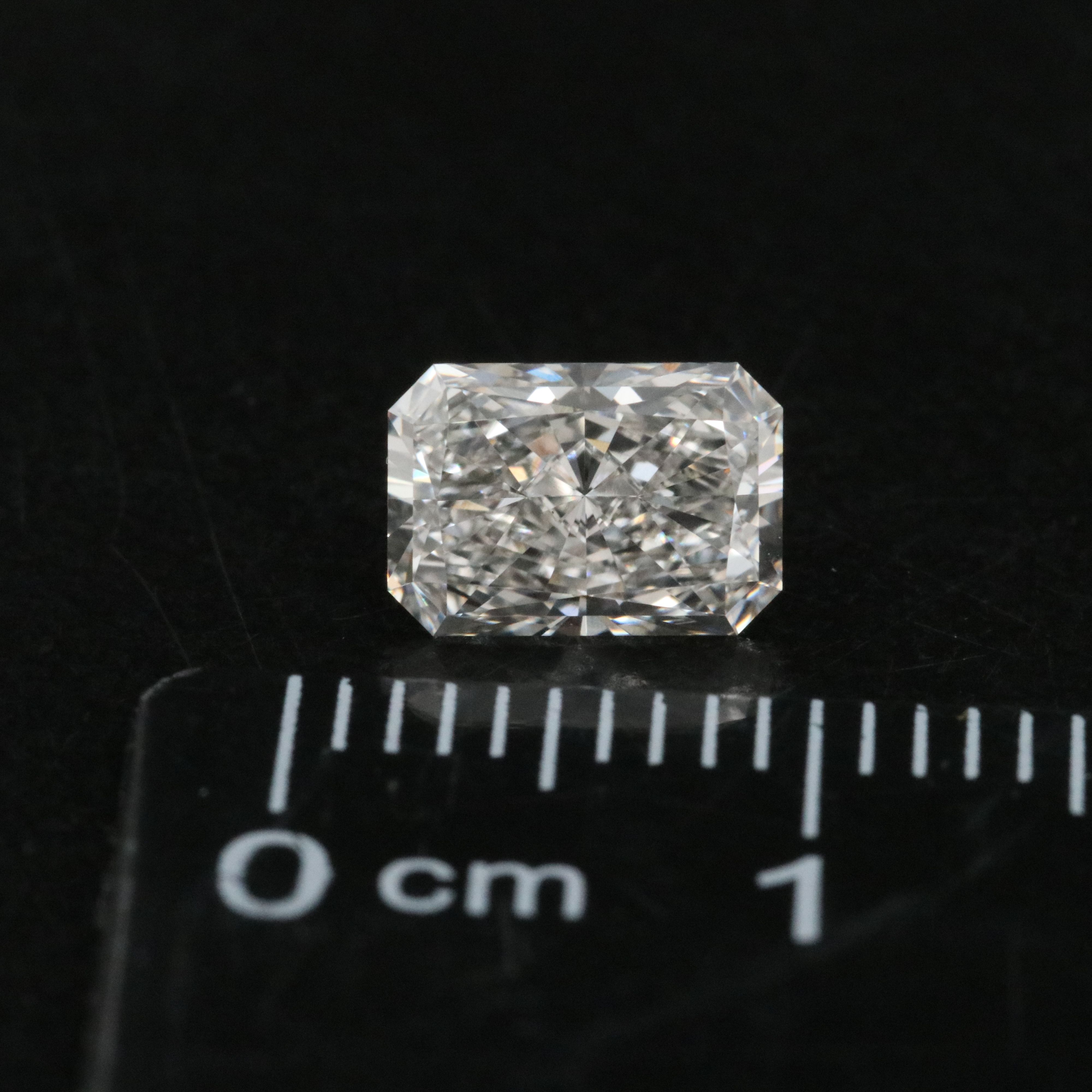 Loose 1.25 CT Lab Grown Diamond with IGI Report