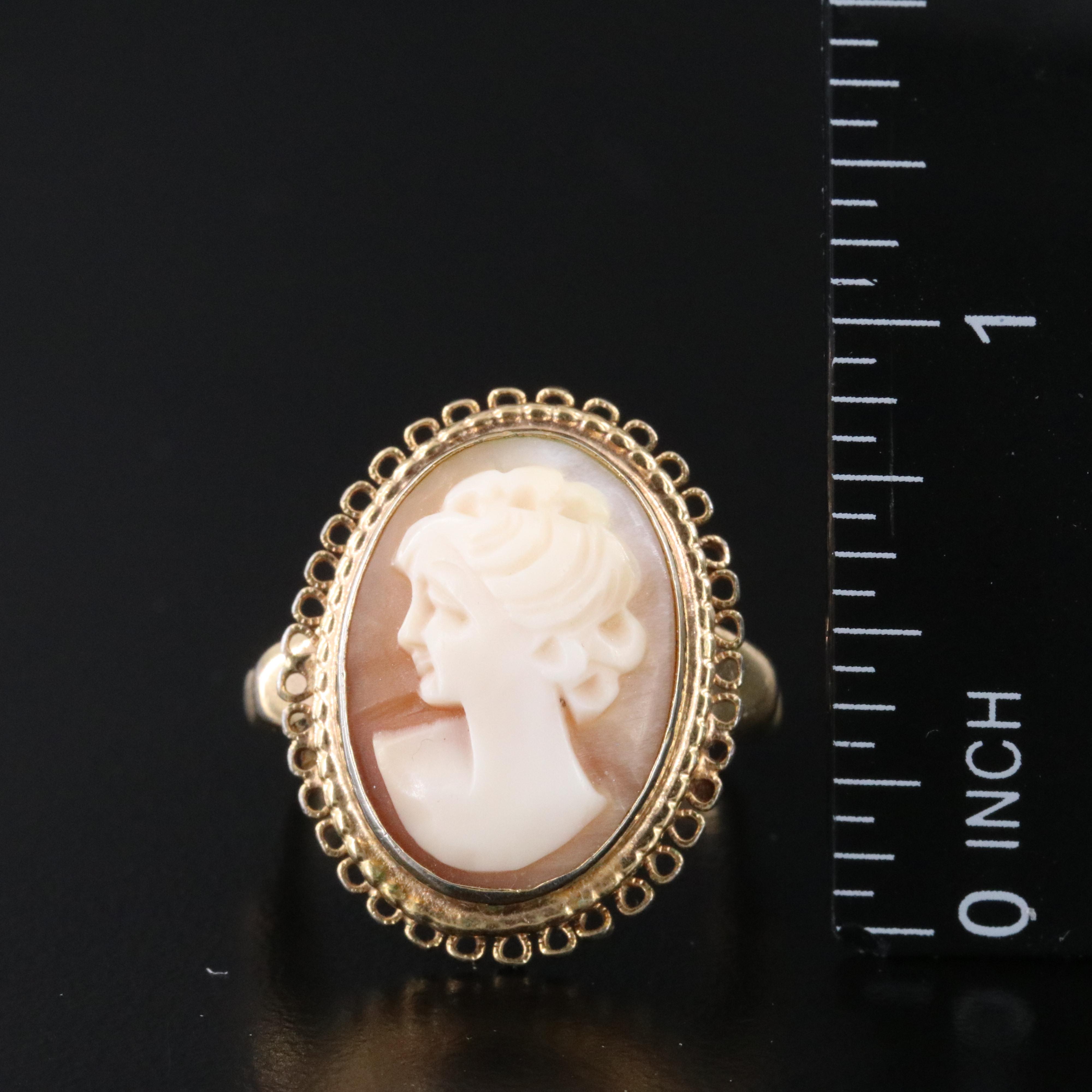 Vintage Cameo Ring