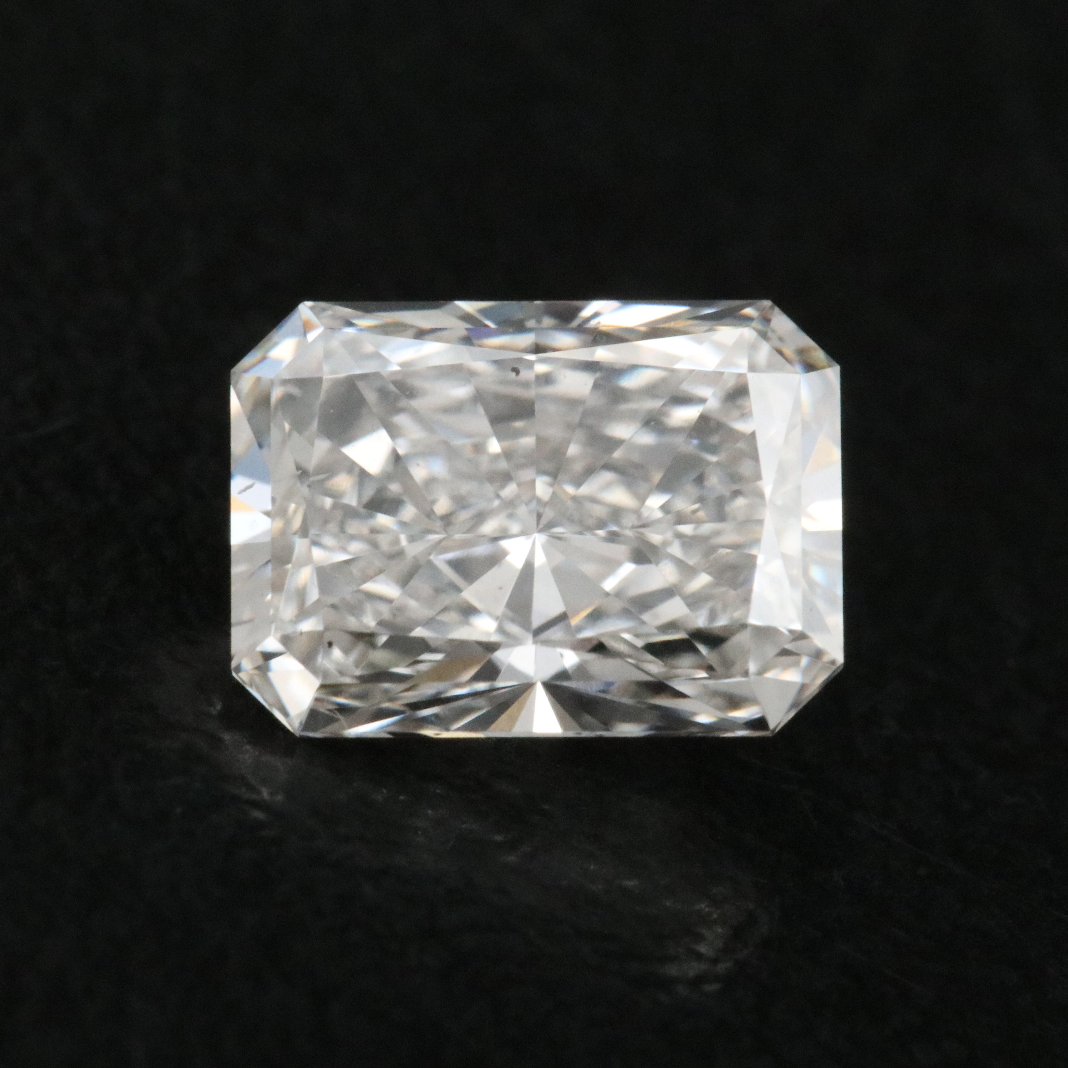Loose 1.45 CT Lab Grown Diamond with IGI Report