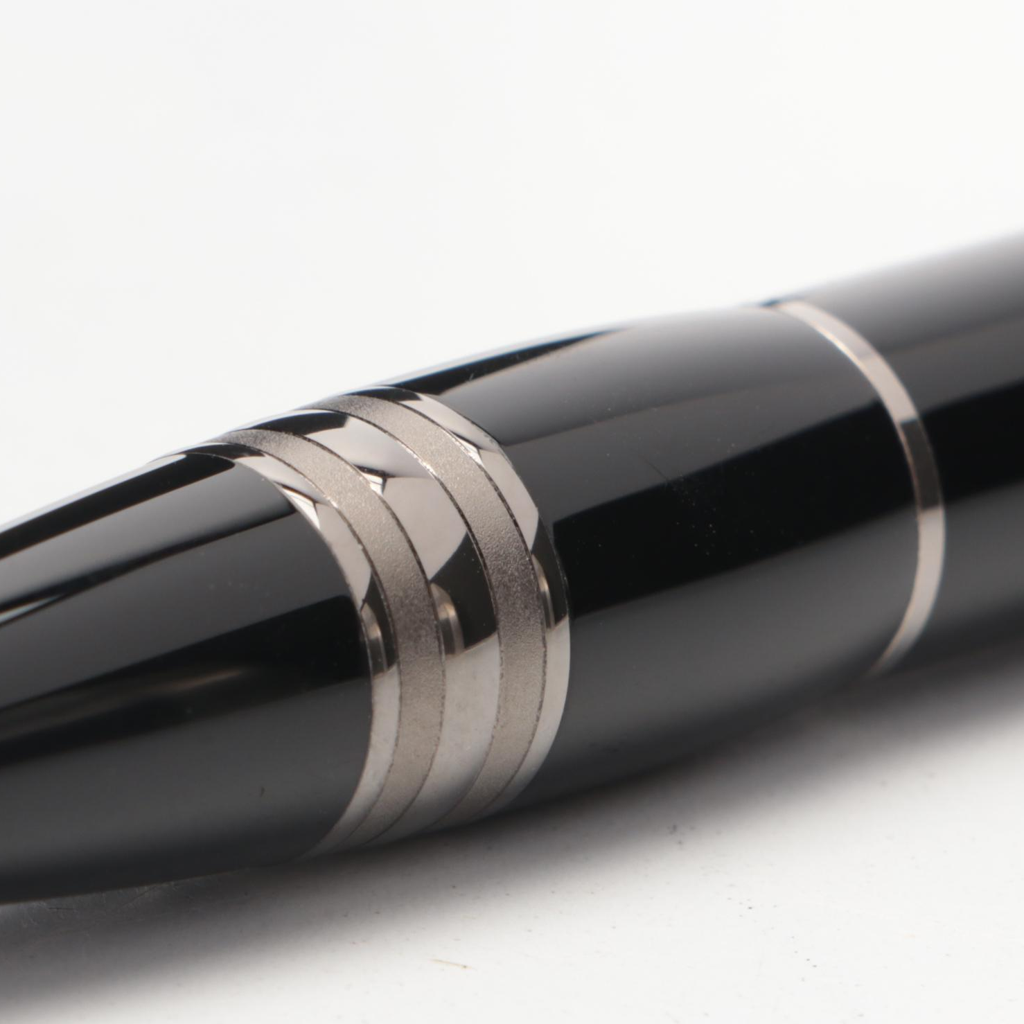 Montblanc "StarWalker" Midnight Black Ballpoint Pen