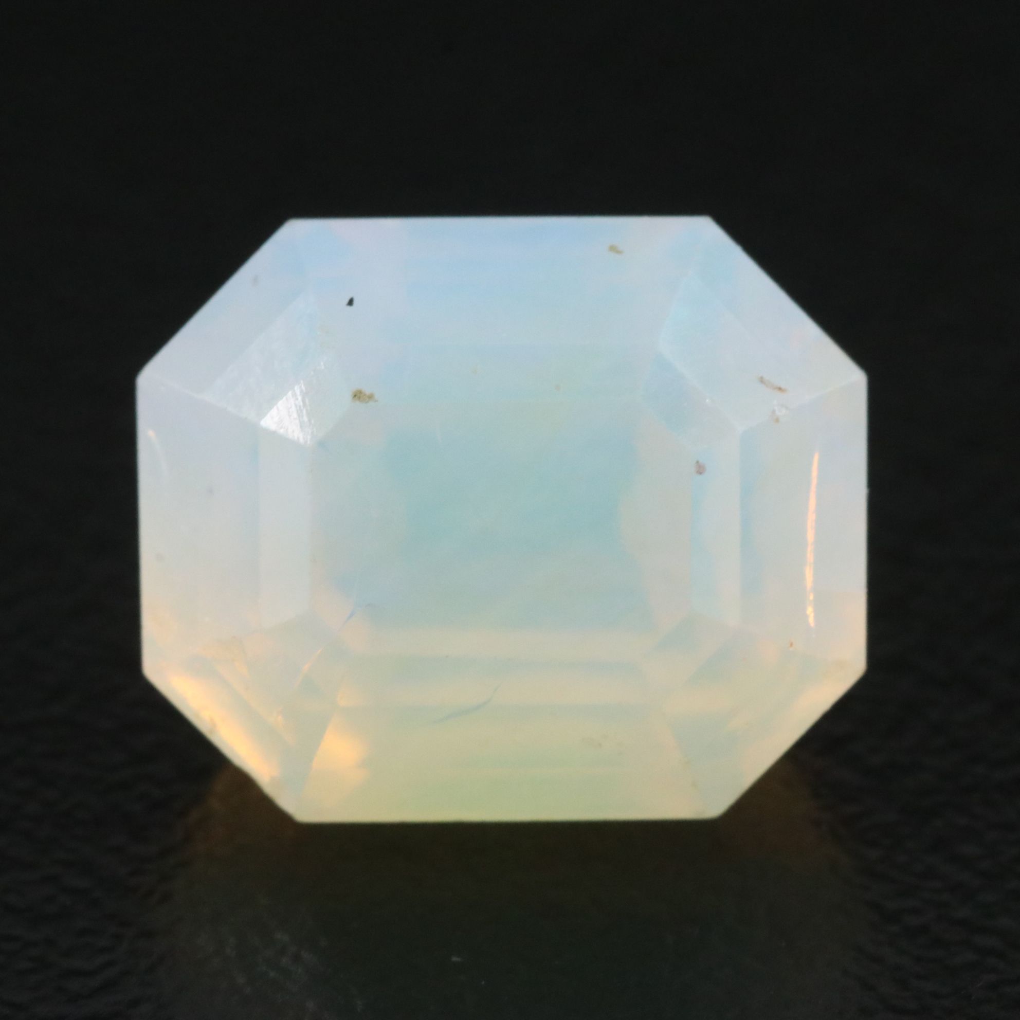 Loose 7.77 CT Opal