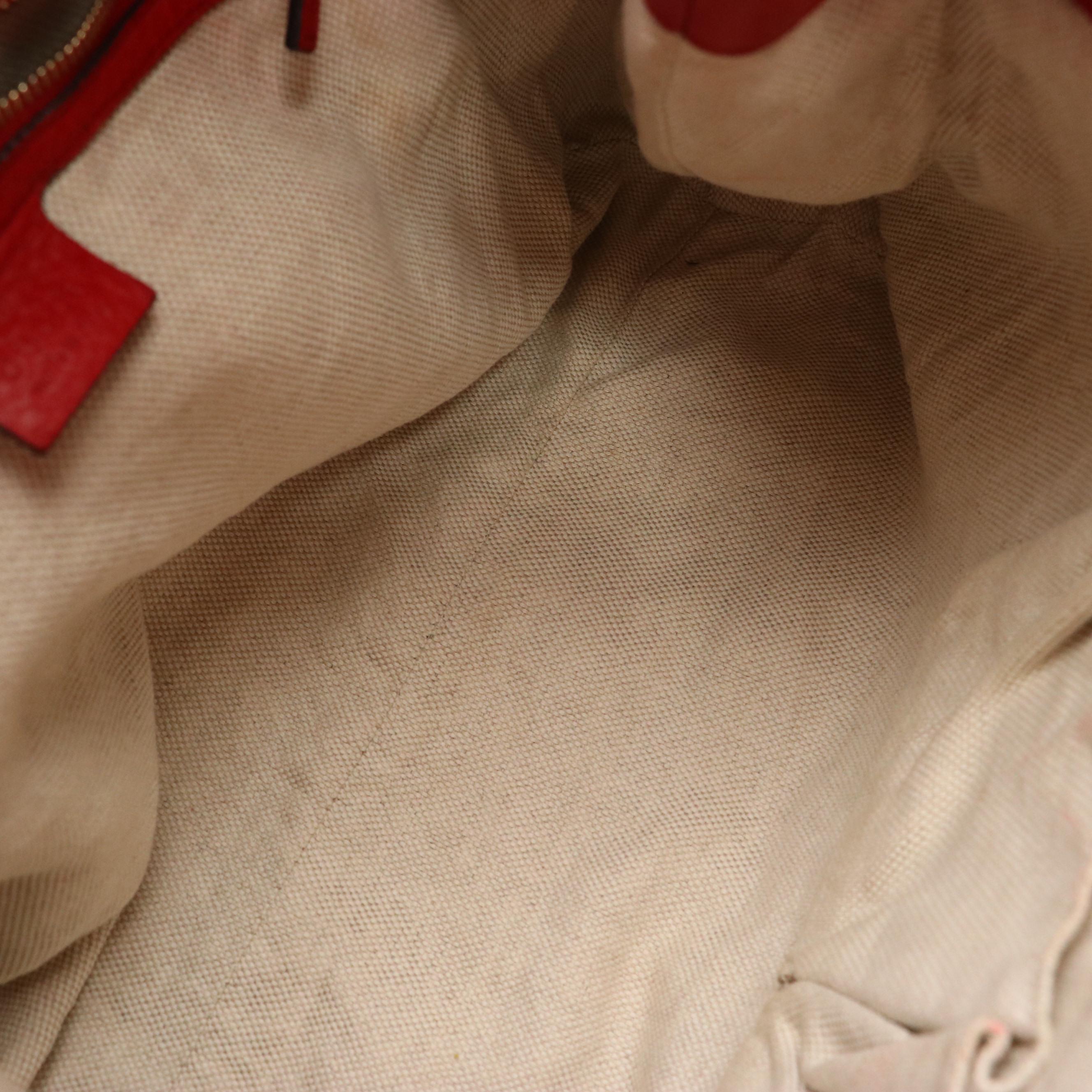 Gucci Soho Chain Shoulder Bag in Red Pebbled Calfskin Leather