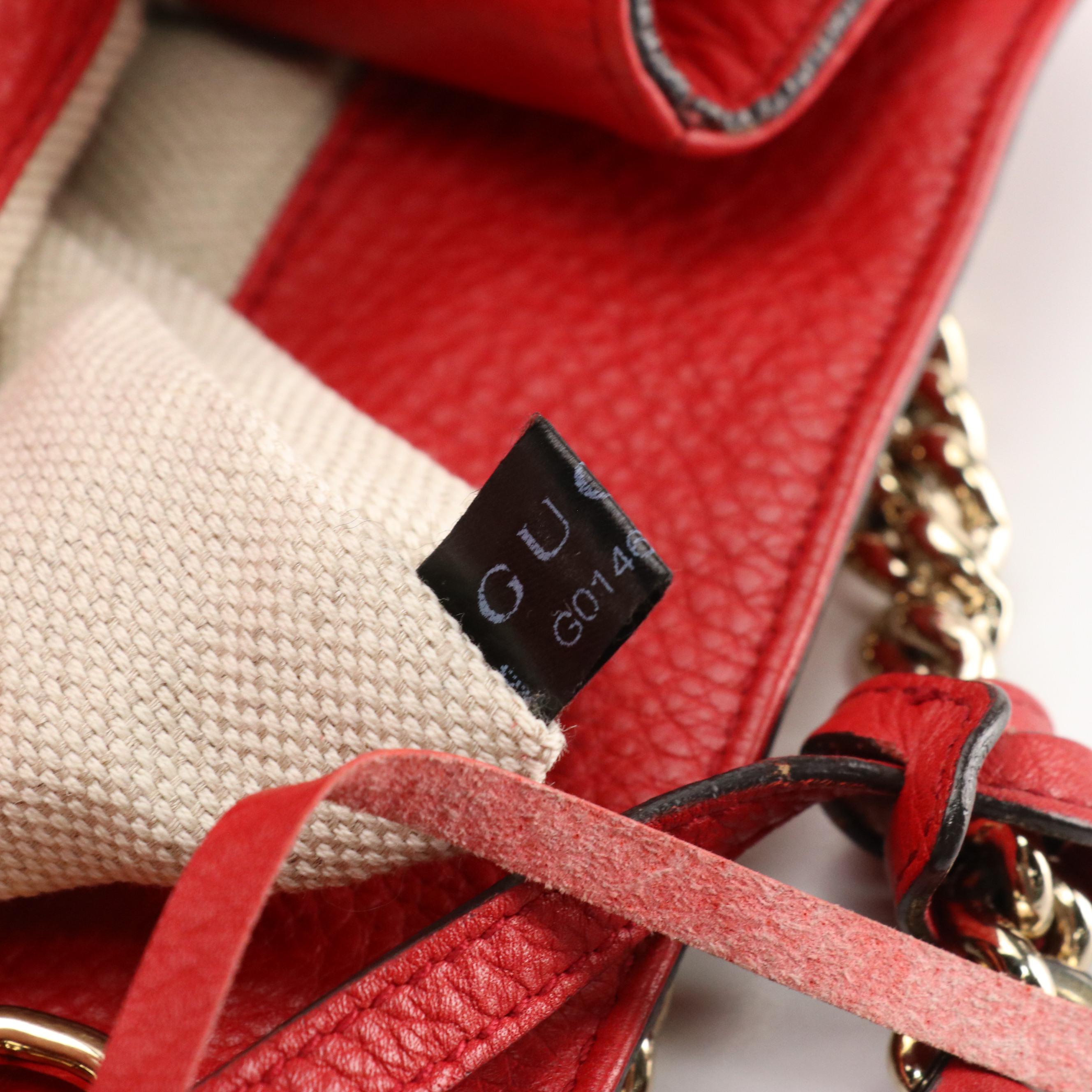 Gucci Soho Chain Shoulder Bag in Red Pebbled Calfskin Leather
