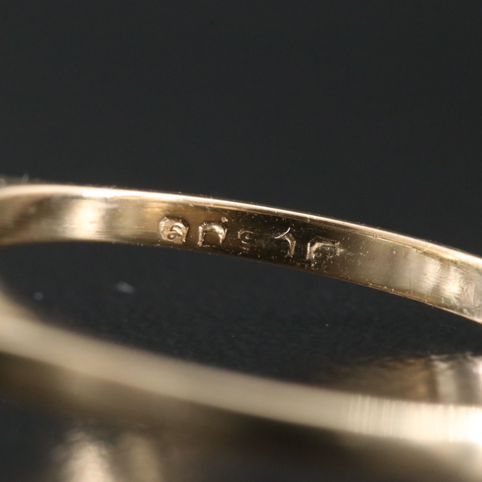 9K Emerald and CZ Ring