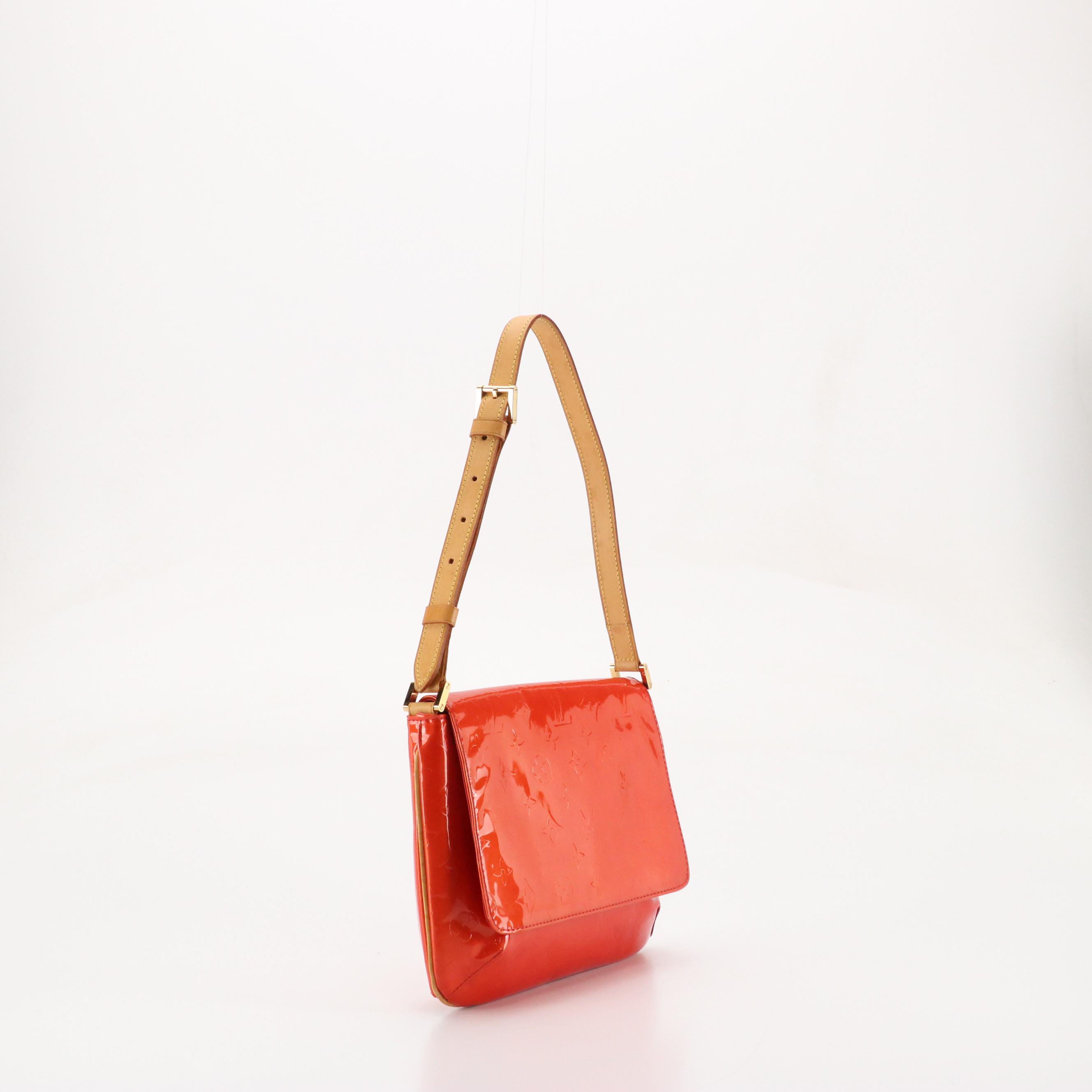 Louis Vuitton Thompson Street Shoulder Bag in Red Epi Leather