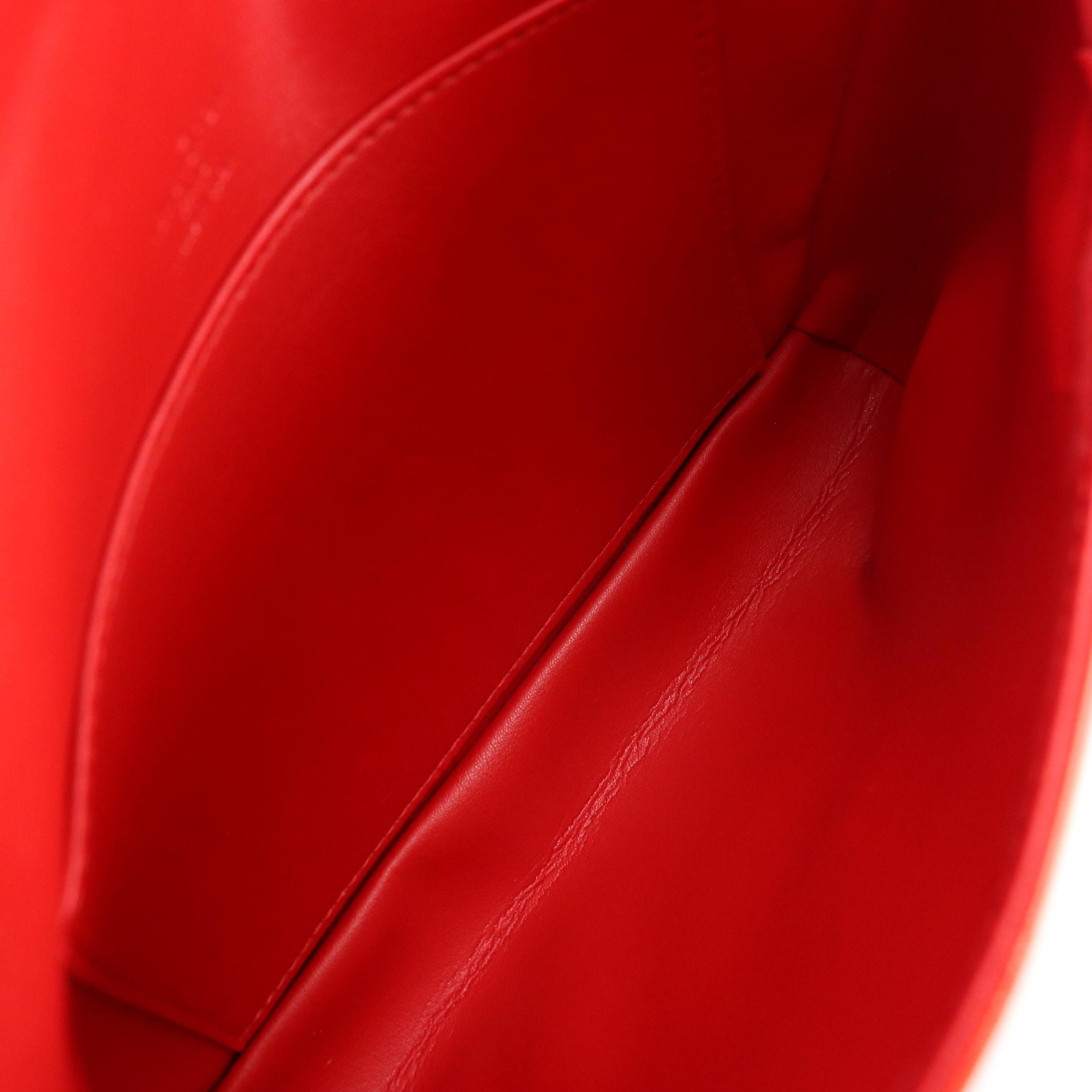 Louis Vuitton Thompson Street Shoulder Bag in Red Epi Leather