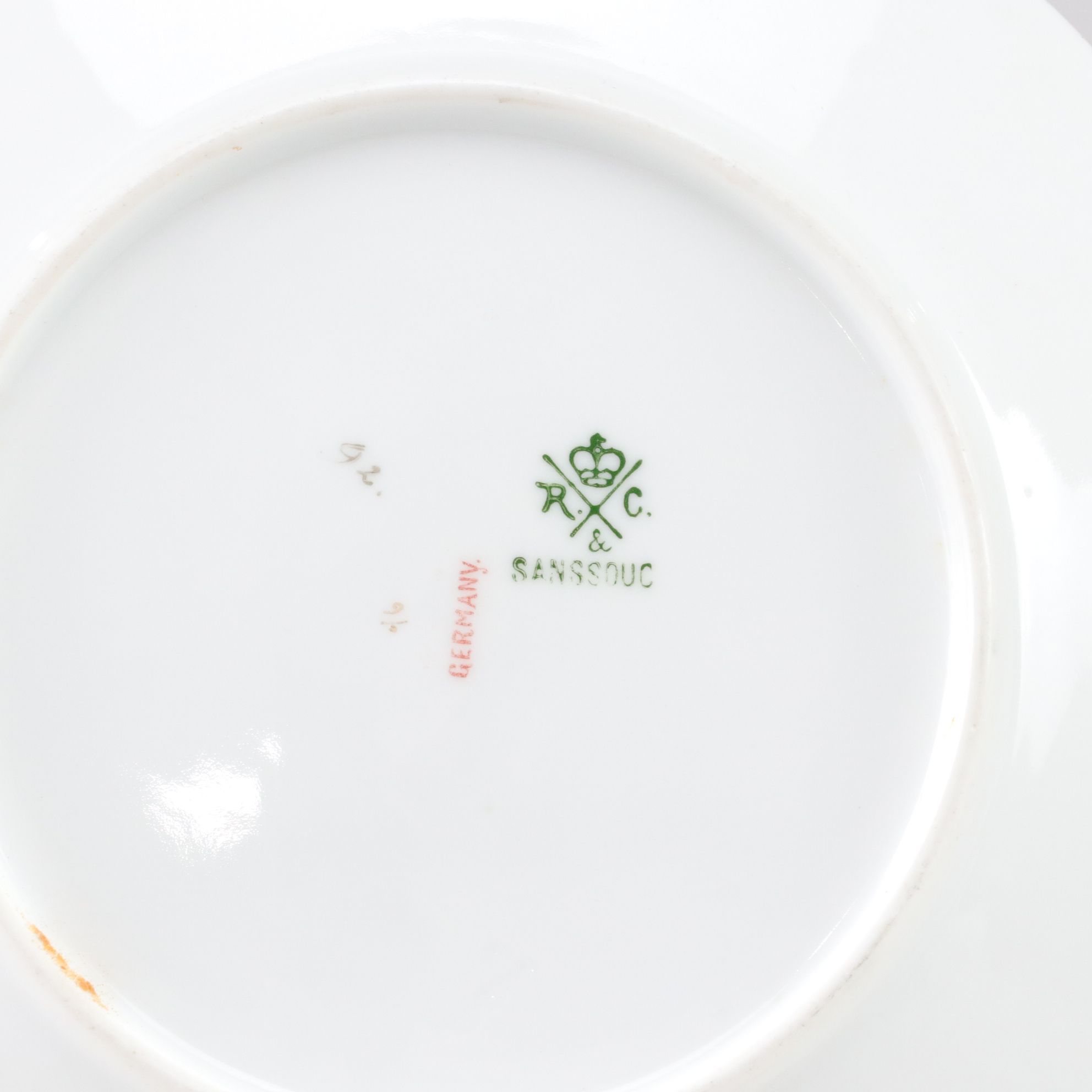 Rosenthal China and Thomas Bavaria in Gilt Porcelain Teacups and Tableware Set