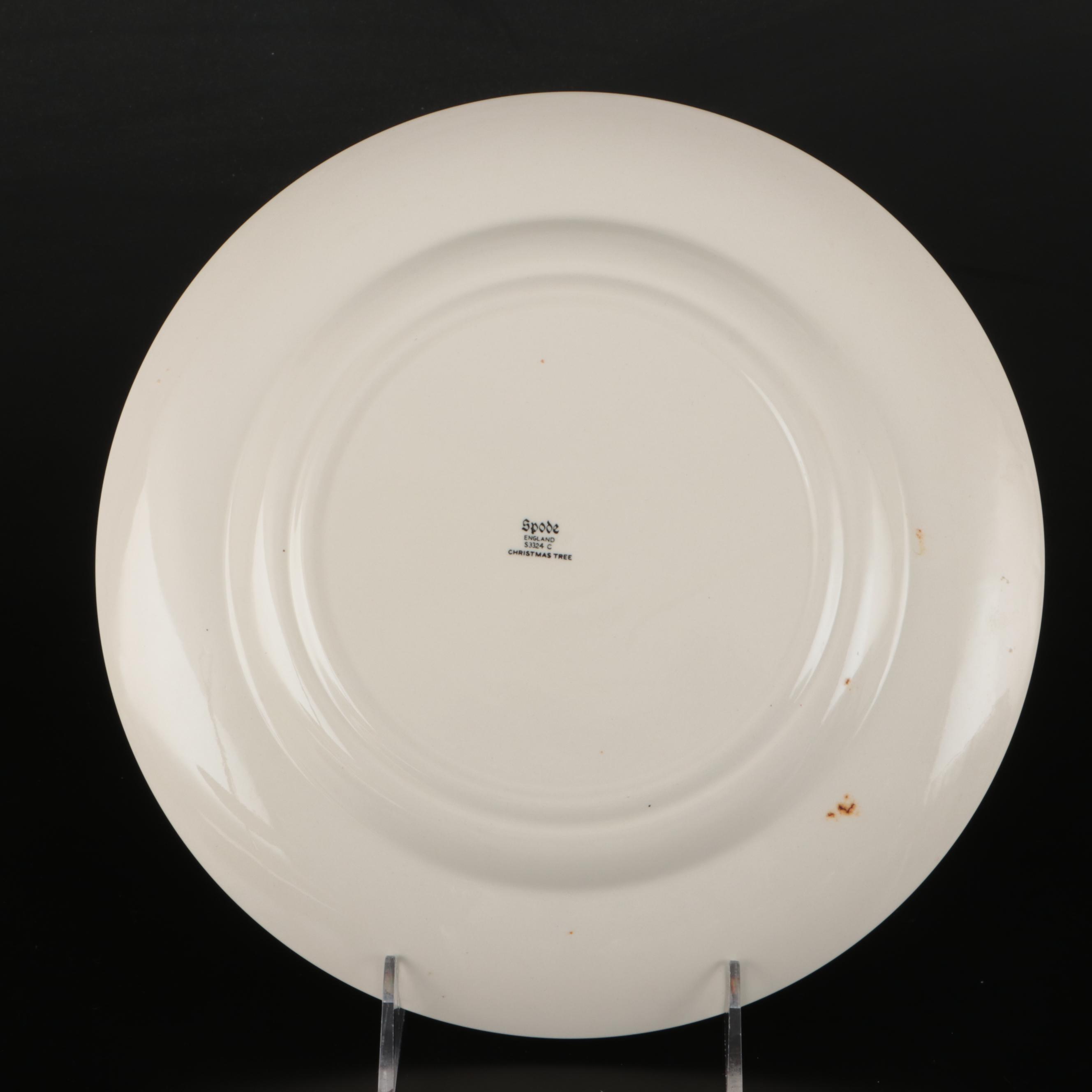 Spode "Christmas Tree" Porcelain Tableware with Seasonal Tablecloths