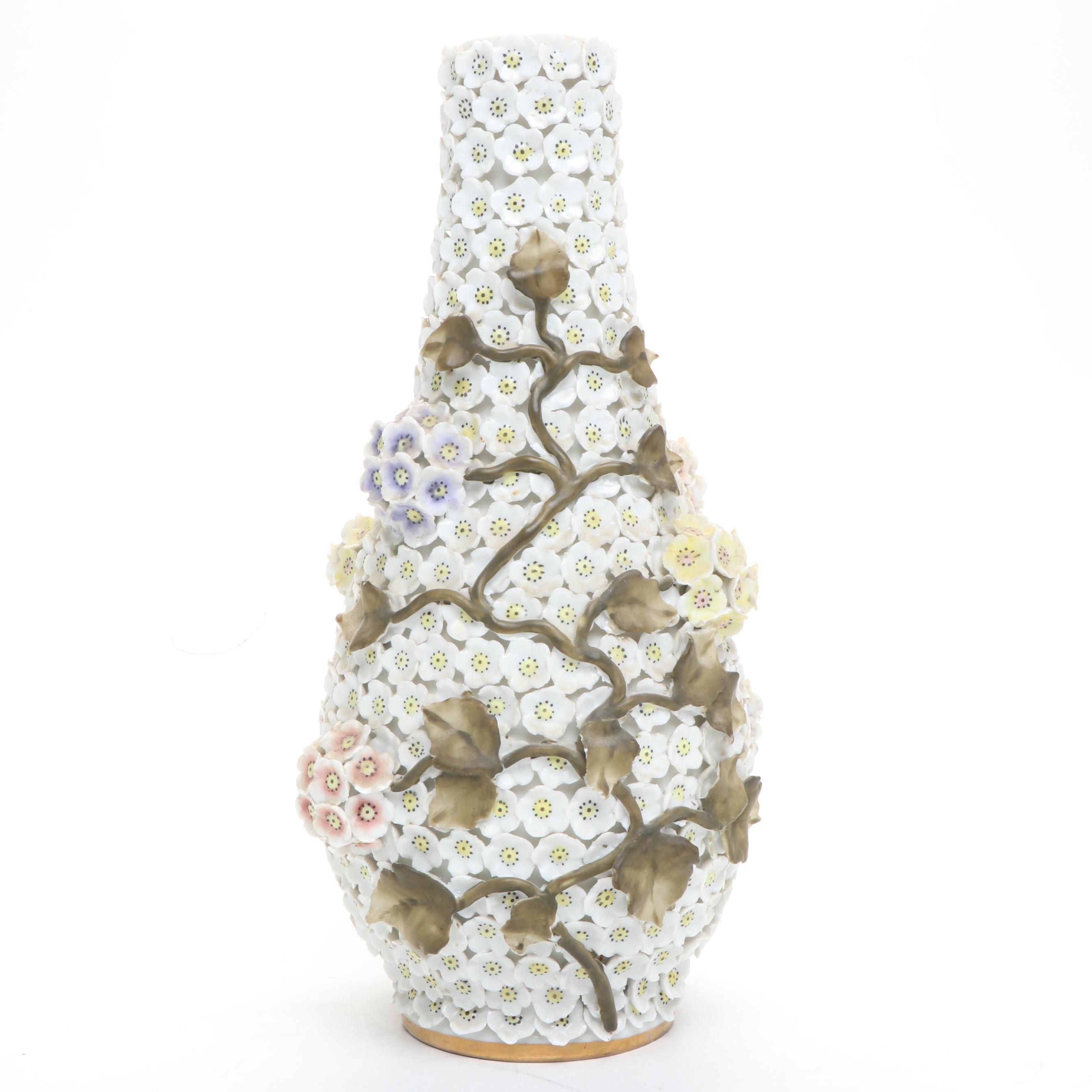 German Schneeballen Floral Motif Porcelain Vase